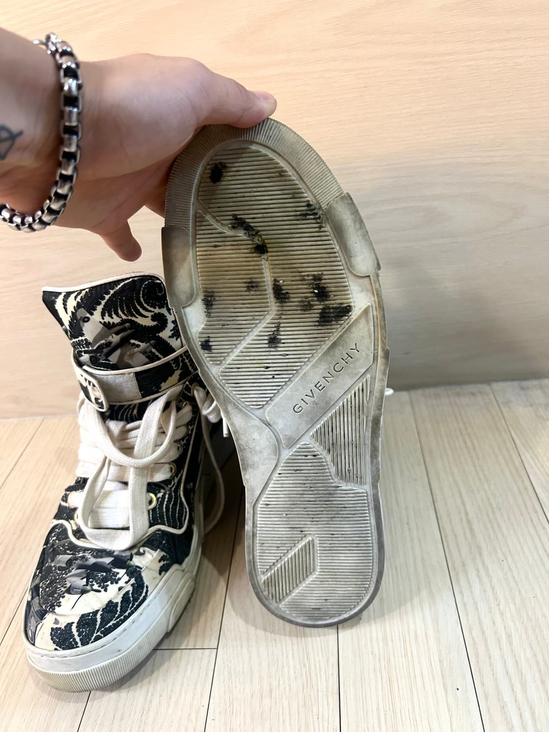Givenchy Paris Paisley High Top Shoes 상품이미지8