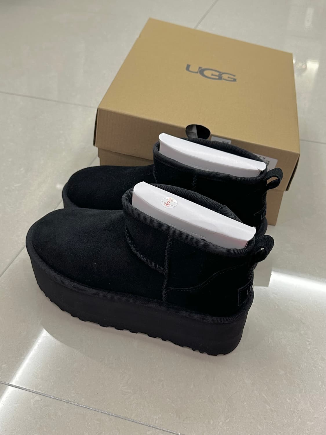 (정품 SS급!!!) 어그 울트라 미니 6사이즈(230) 상품이미지5