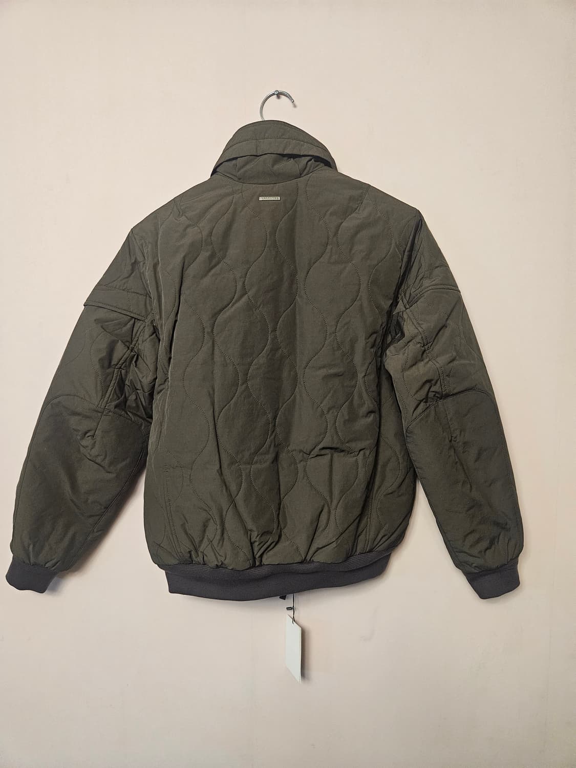 버카루카키패딩신품Mㅡ해운대 상품이미지2