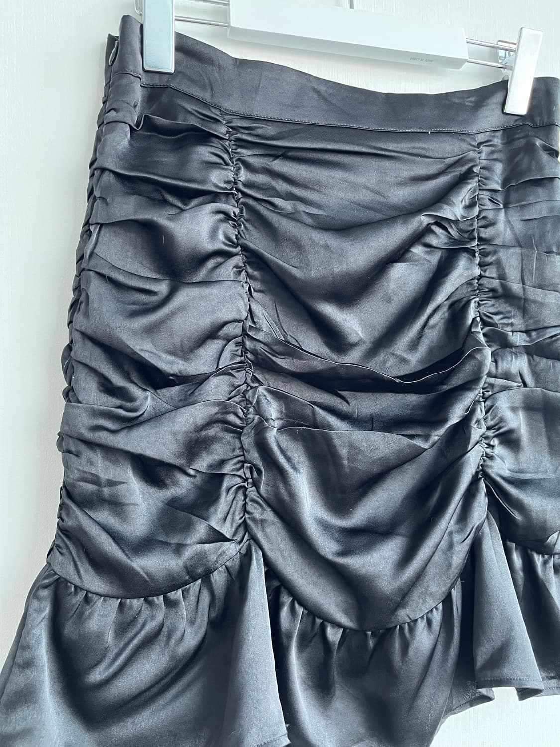 *SALE) 블랙 셔링 러플 스커트 상품이미지2