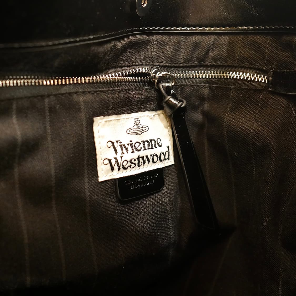 비비안웨스트우드 블랙 토트 호보백 상품이미지8