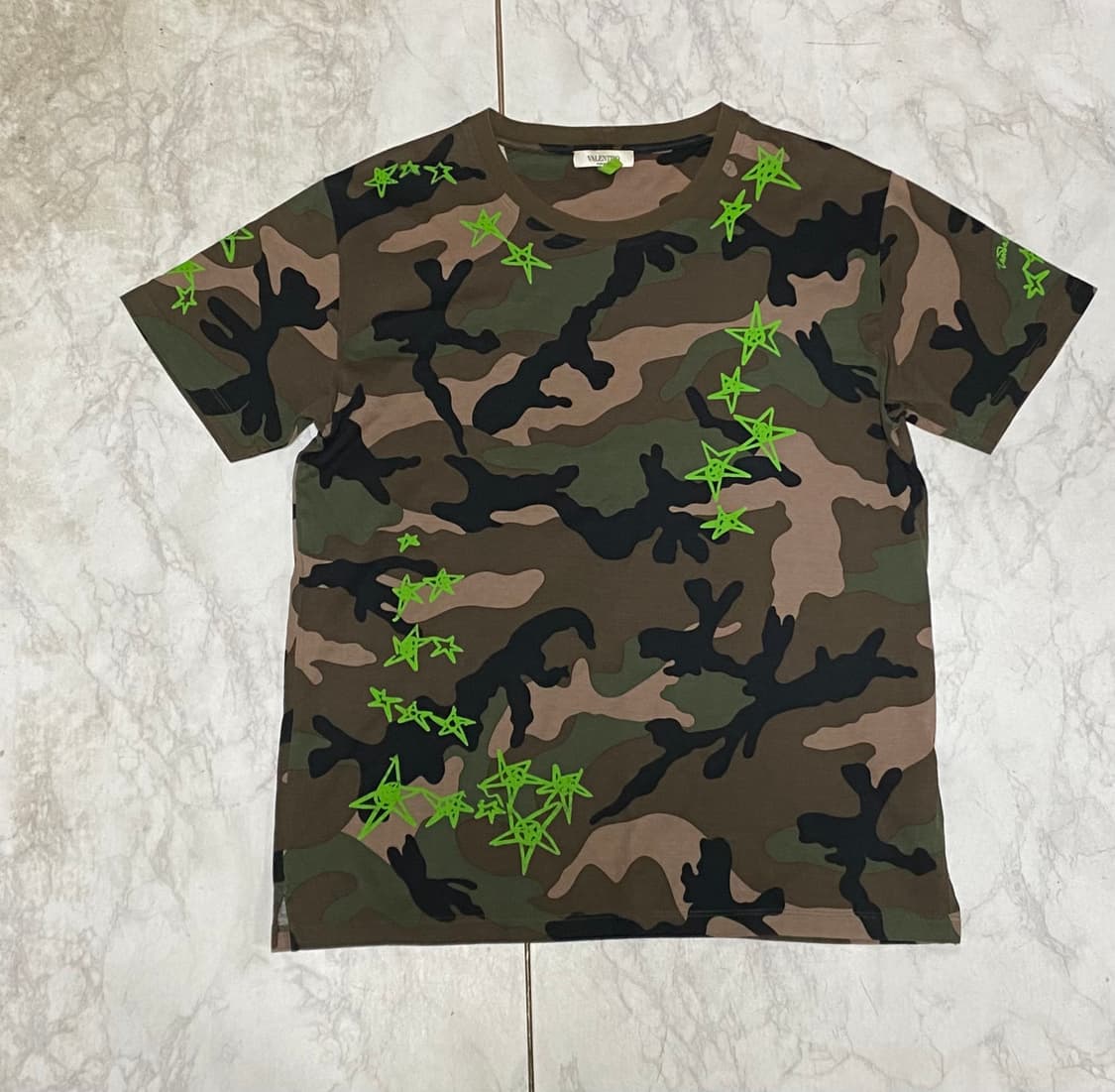 발렌티노 카모 반팔 티셔츠 사이즈 100 상품이미지1