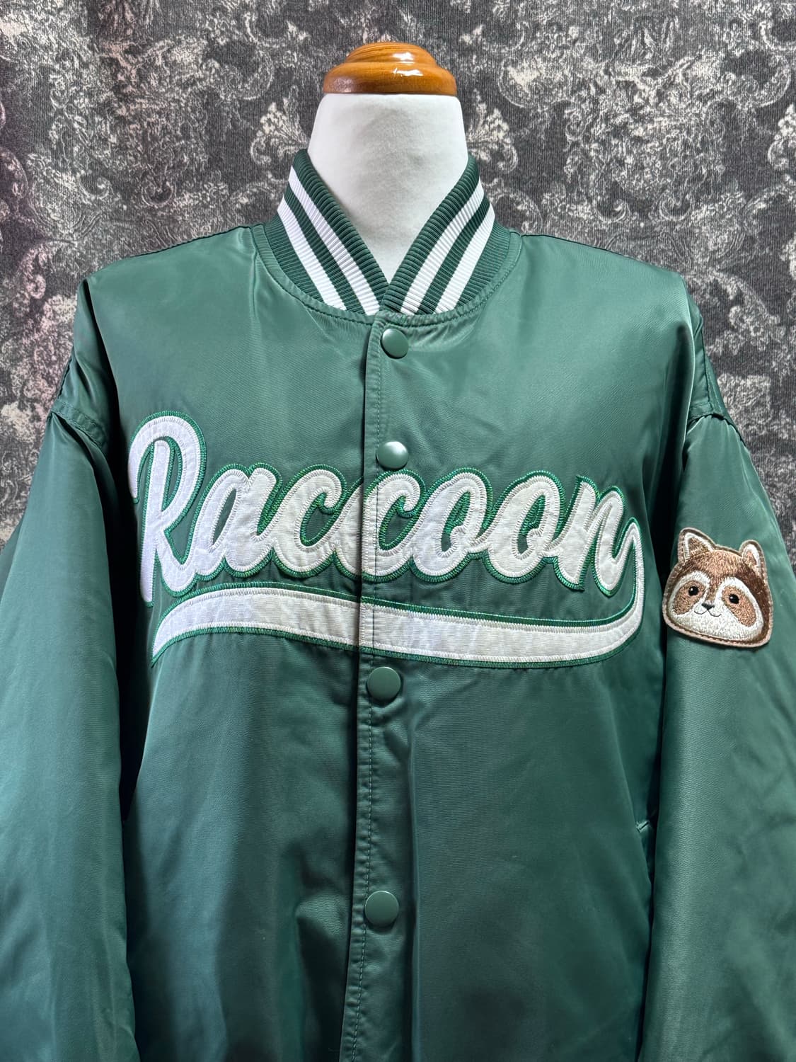 takeasy raccu 테이크이지 베이스볼 바시티 자켓 상품이미지2