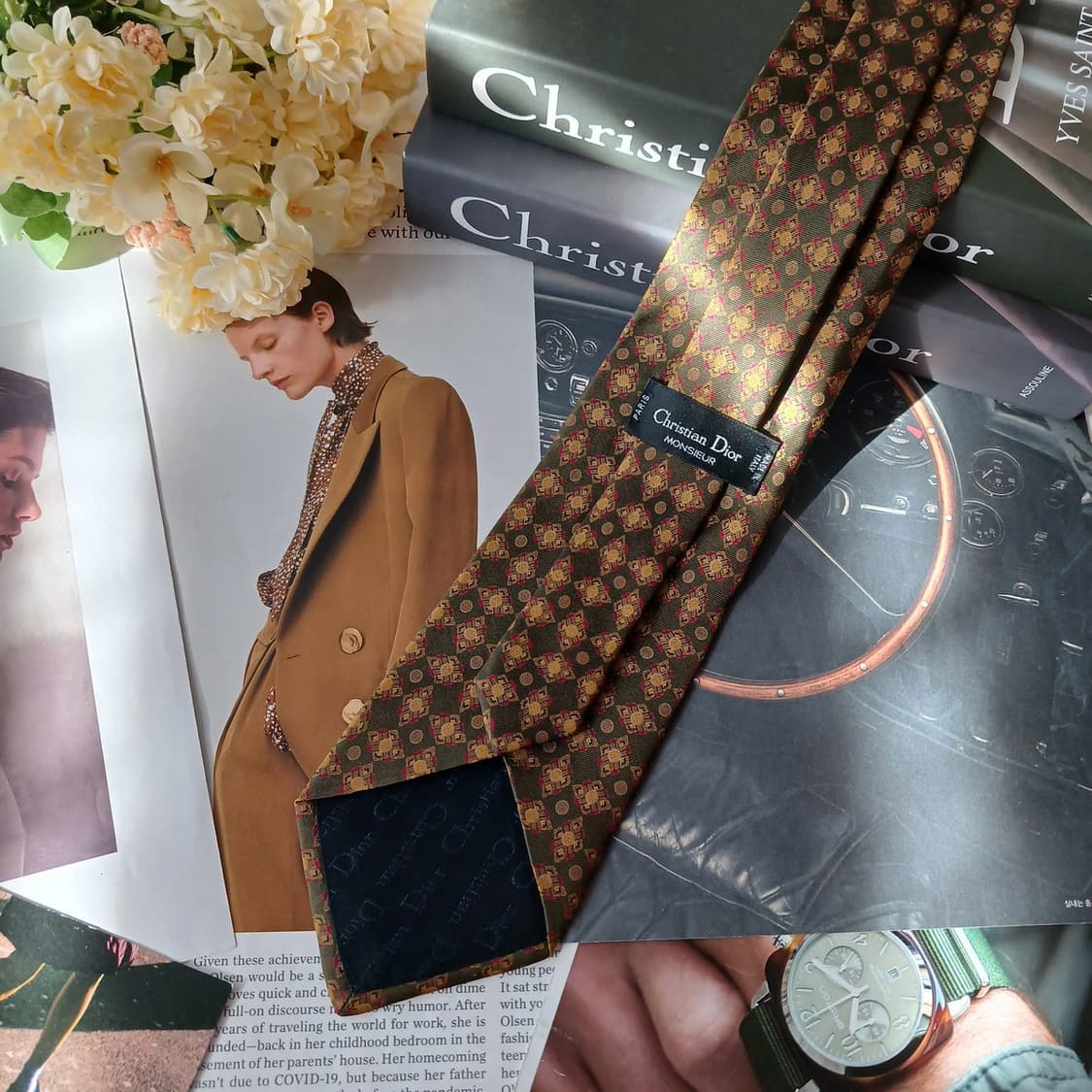 디올 실크 카키브라운 패턴 넥타이 9.5cm A+등급 A19331
 상품이미지6