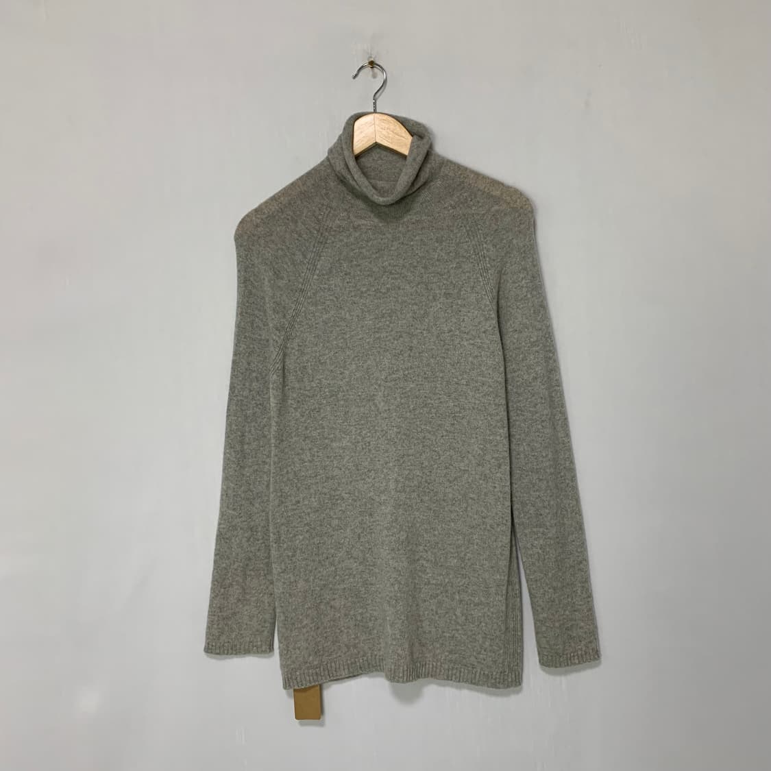캐시미어 100% 빈티지 터틀넥 니트 라이트 그레이 상품이미지1