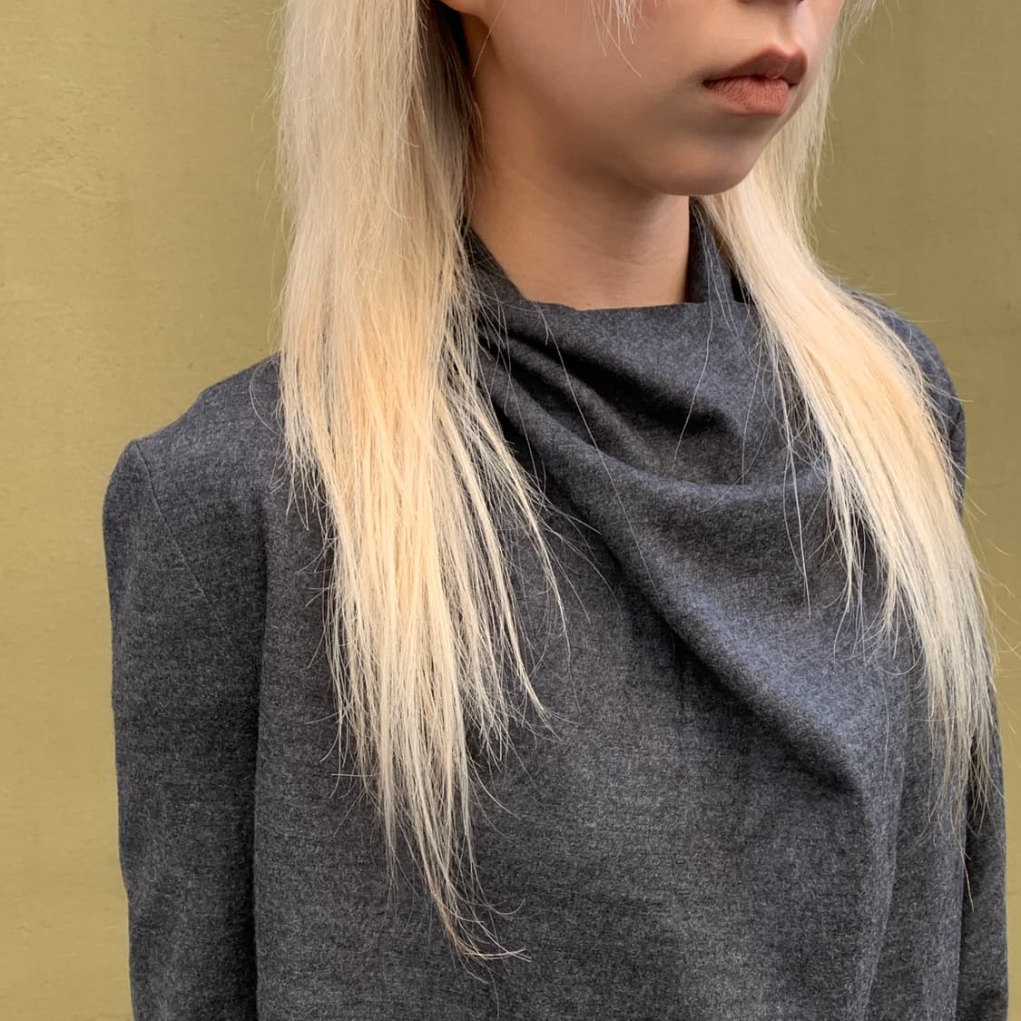 헬무트랭 드레이프 925실버참 랩 가디건 상품이미지3