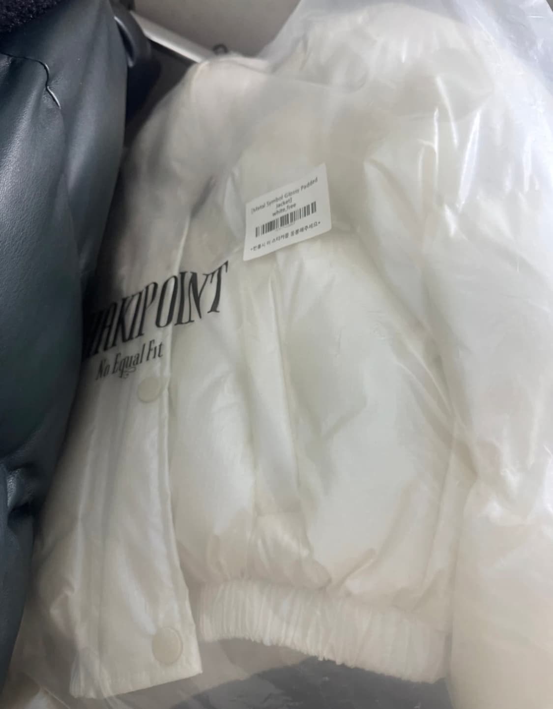 카키포인드 패딩 상품이미지4