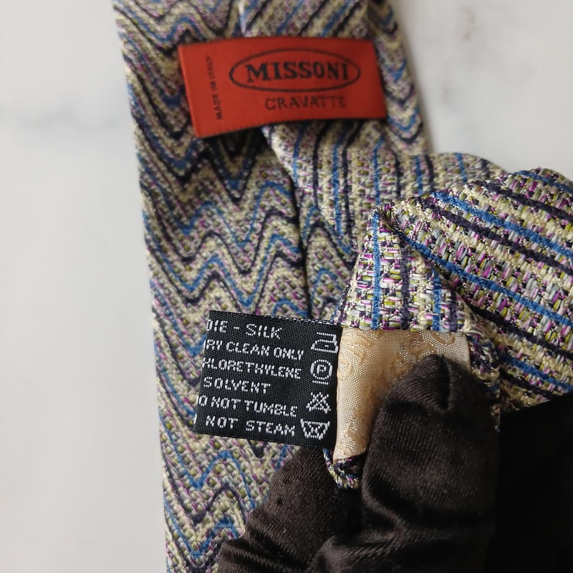 미쏘니 실크 지그재그 자카드 넥타이 8.8cm A+등급 A19521
 상품이미지10