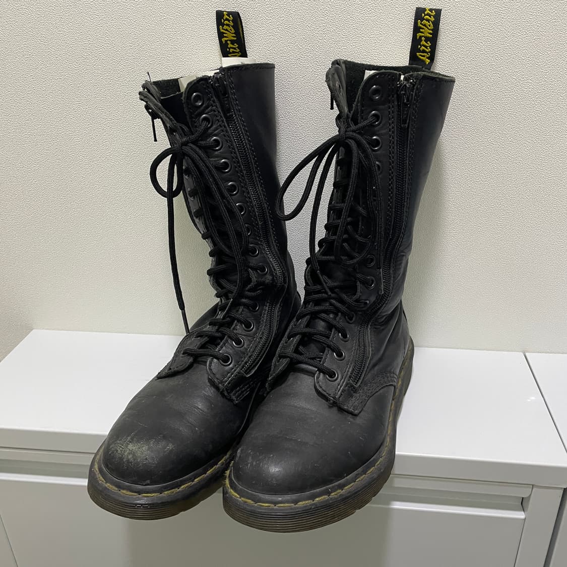 닥터마틴 버지니아 14홀 uk4 상품이미지1