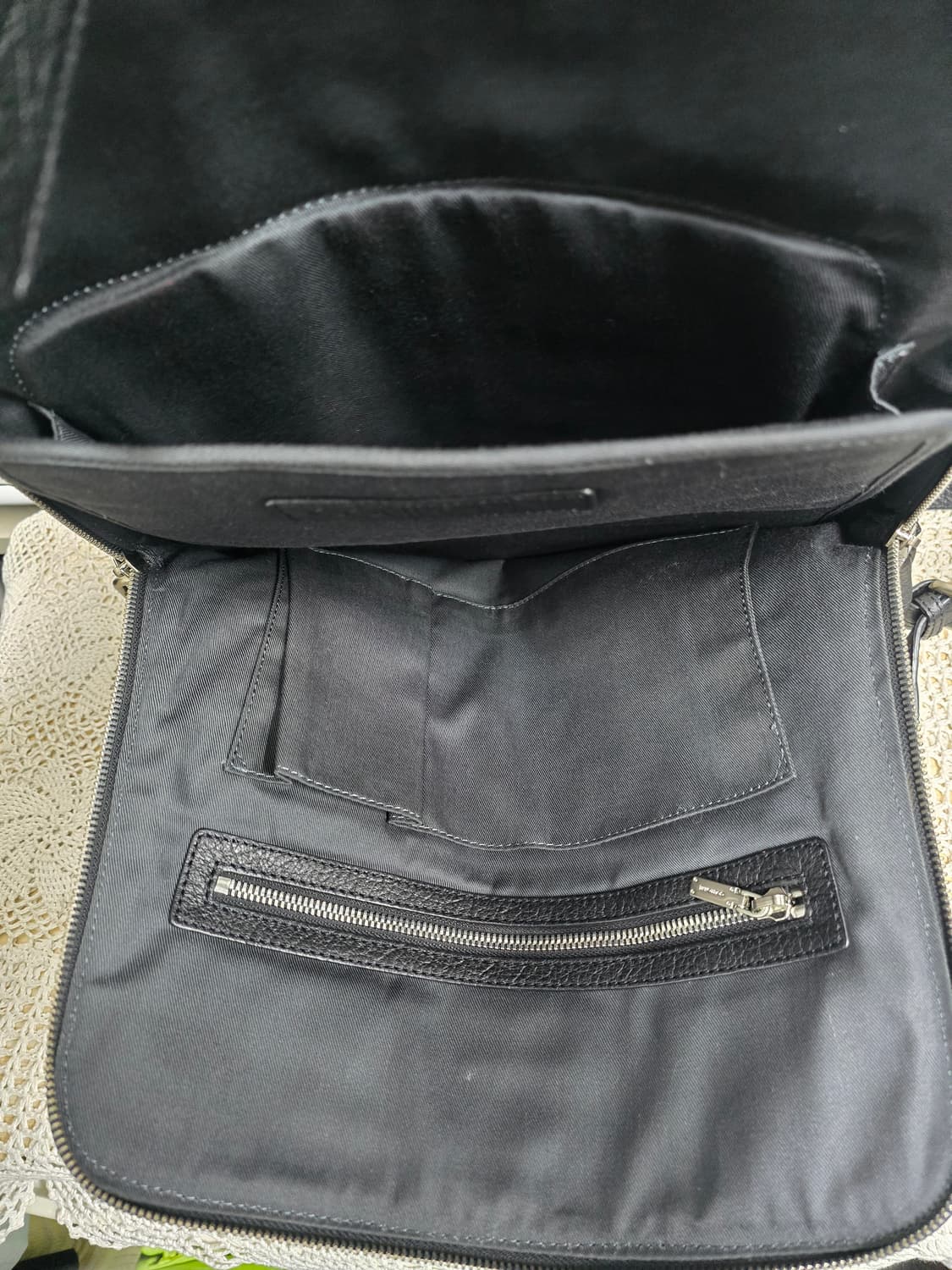 쿠론 가죽 백팩 (노트북 수납가능) 상품이미지6