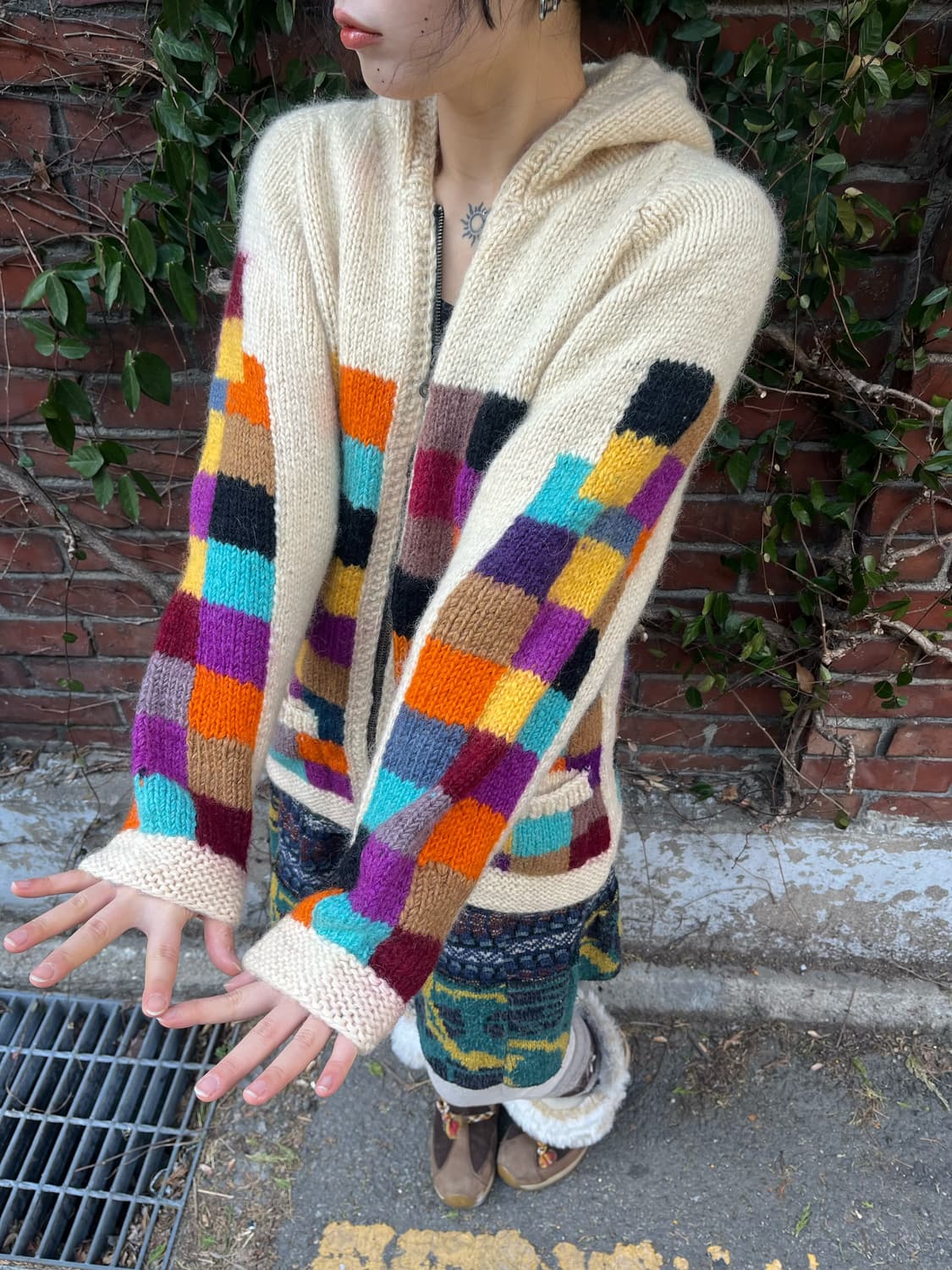 컬러풀 포인트 후드 울 니트 집업 상품이미지4