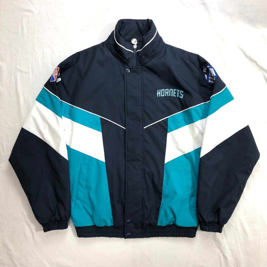 NBA 샬럿 호네츠 바람막이 점퍼 M 상품이미지1