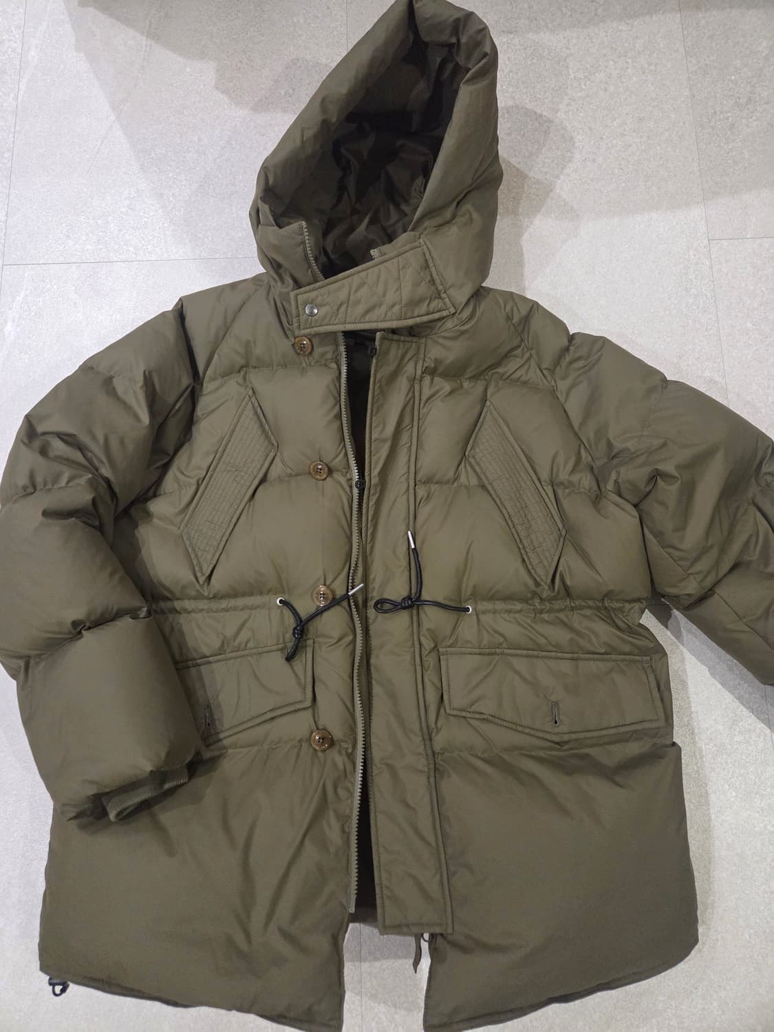 새제품급)유니폼브릿지 쉘터 카라코람 패딩 상품이미지1