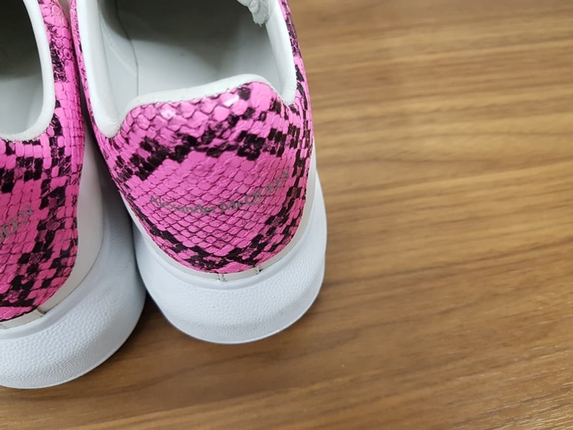 알렉산더맥퀸 오버솔 스니커즈 235 (36) 553770 상품이미지6