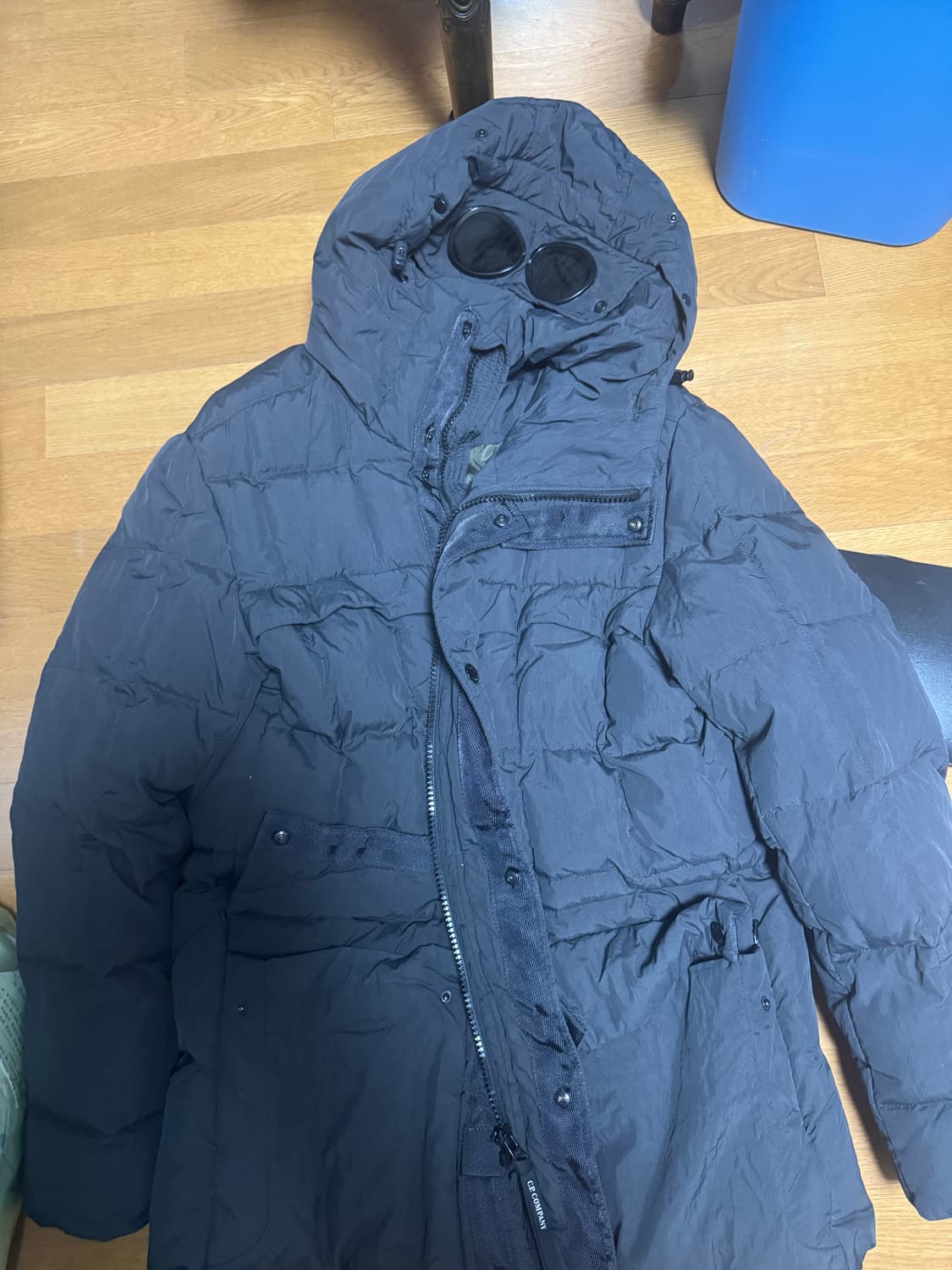 Cp컴퍼니 패딩 상품이미지1