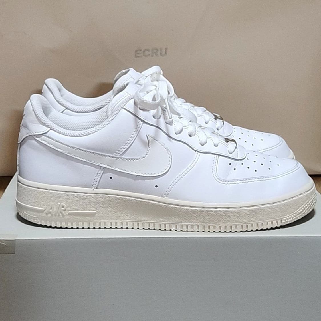 나이키 에어포스 275 로우 화이트 상품이미지3