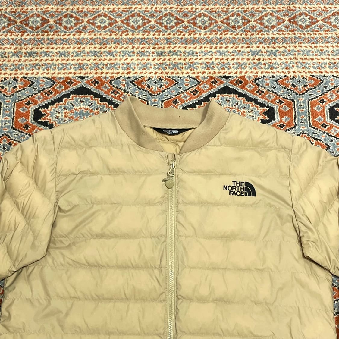 노스페이스 베이지 폴리 경량 패딩 점퍼 여성XS 상품이미지2