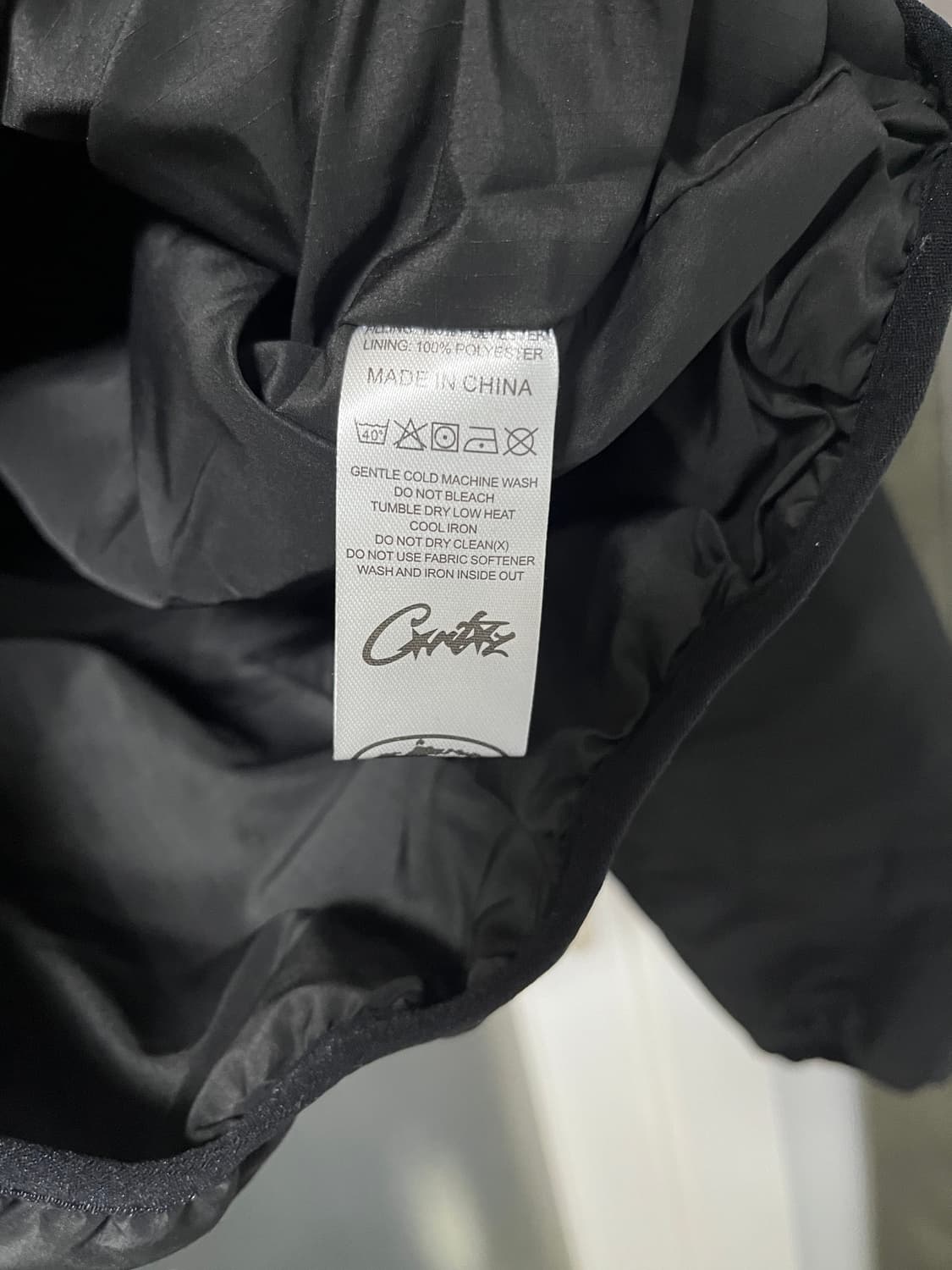 코르테이즈 경량 패딩 상품이미지4