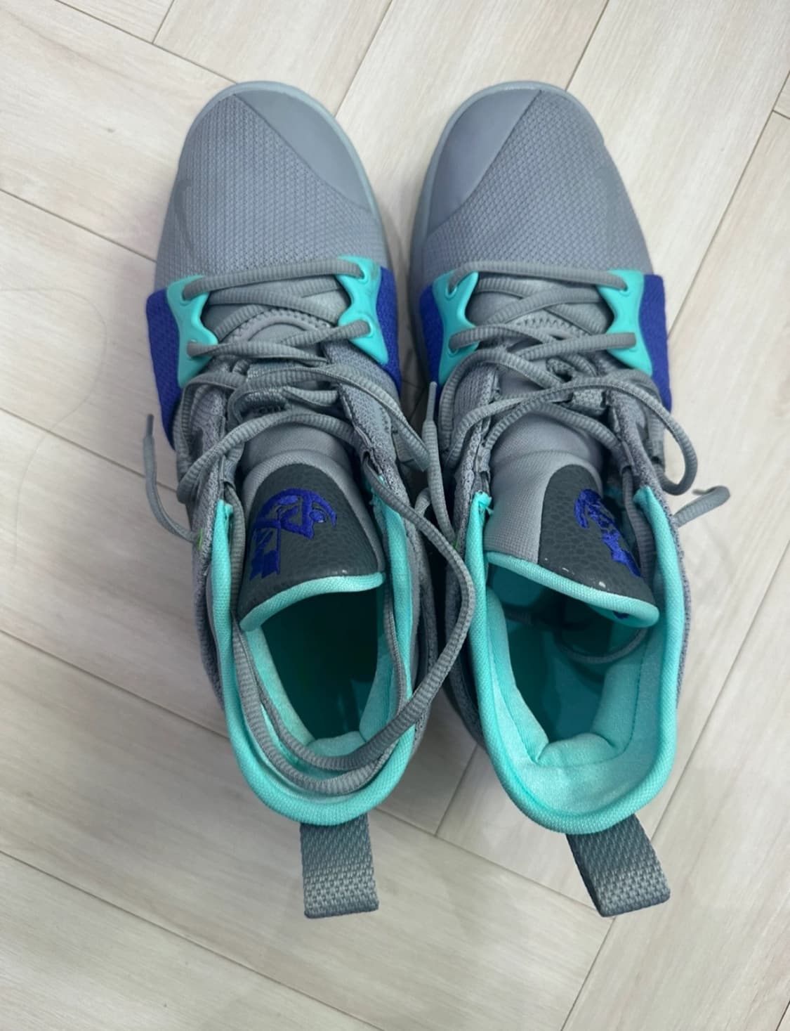 나이키 PG2 퓨어 플래티넘 농구화 270 상품이미지2