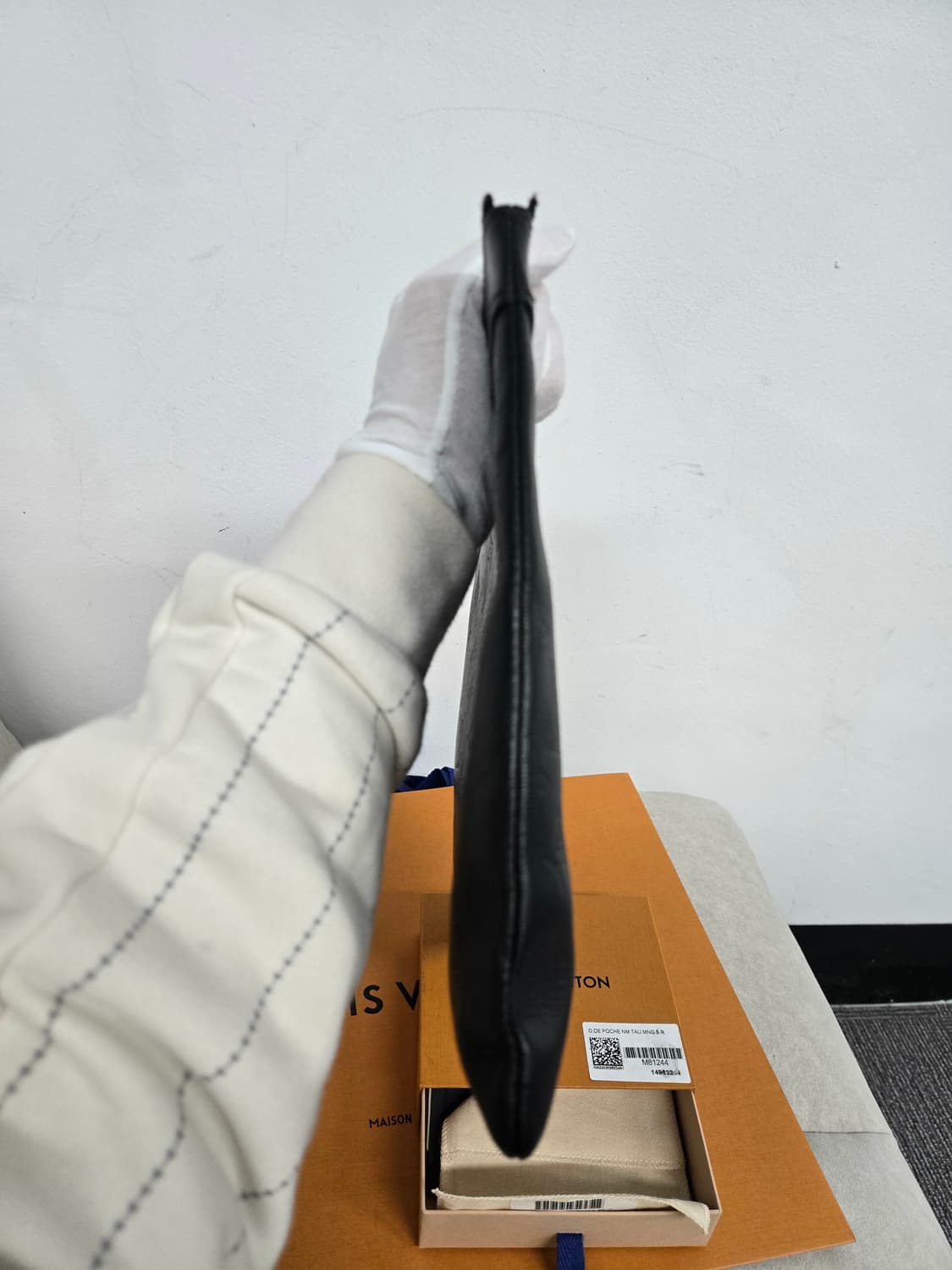 [보증서 정품] 루이비통 포쉐트 쉐도우 클러치백 상품이미지2