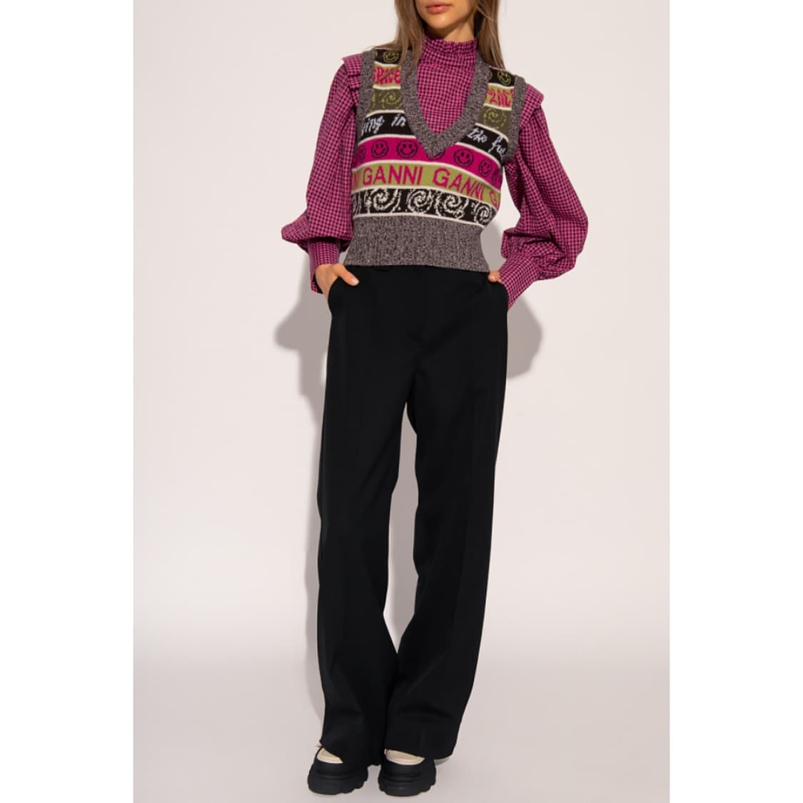 가니 로고 자카드 울 브이넥 베스트 상품이미지1