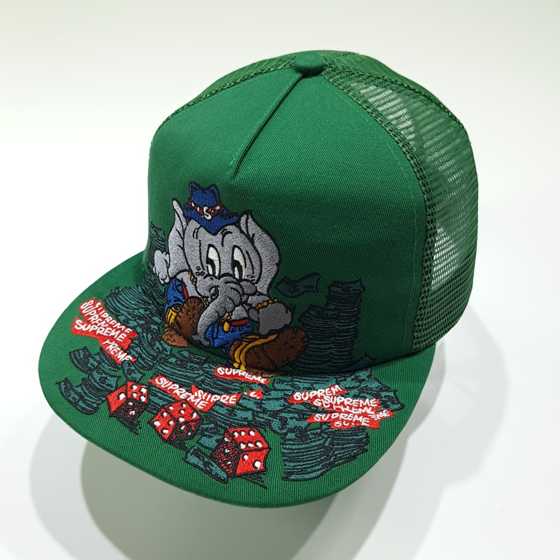 CL840 슈프림 그린 코끼리 & 카지노 자수 메쉬 트러커햇 모자 상품이미지2