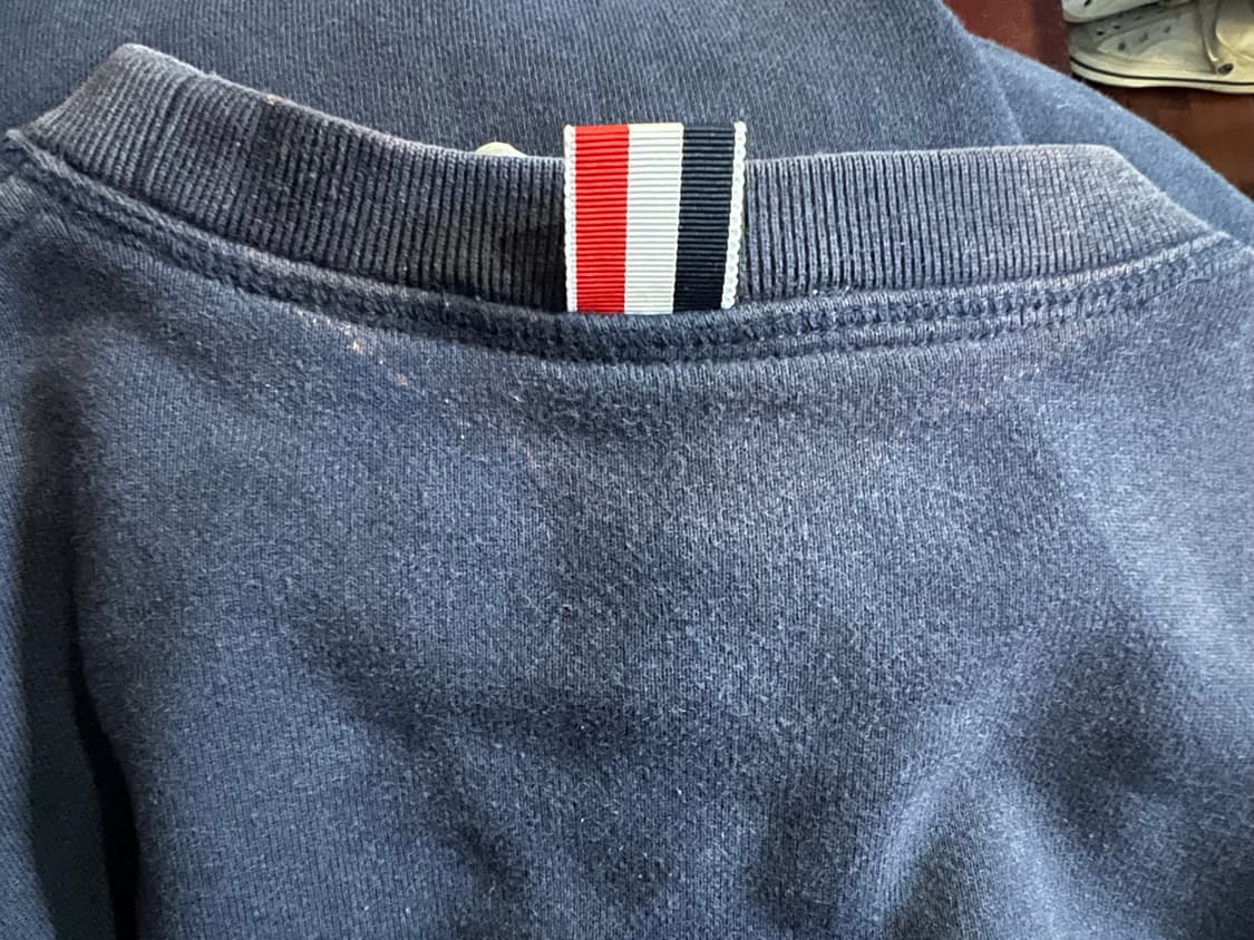 [3] 톰브라운 4선완장 맨투맨 상품이미지5