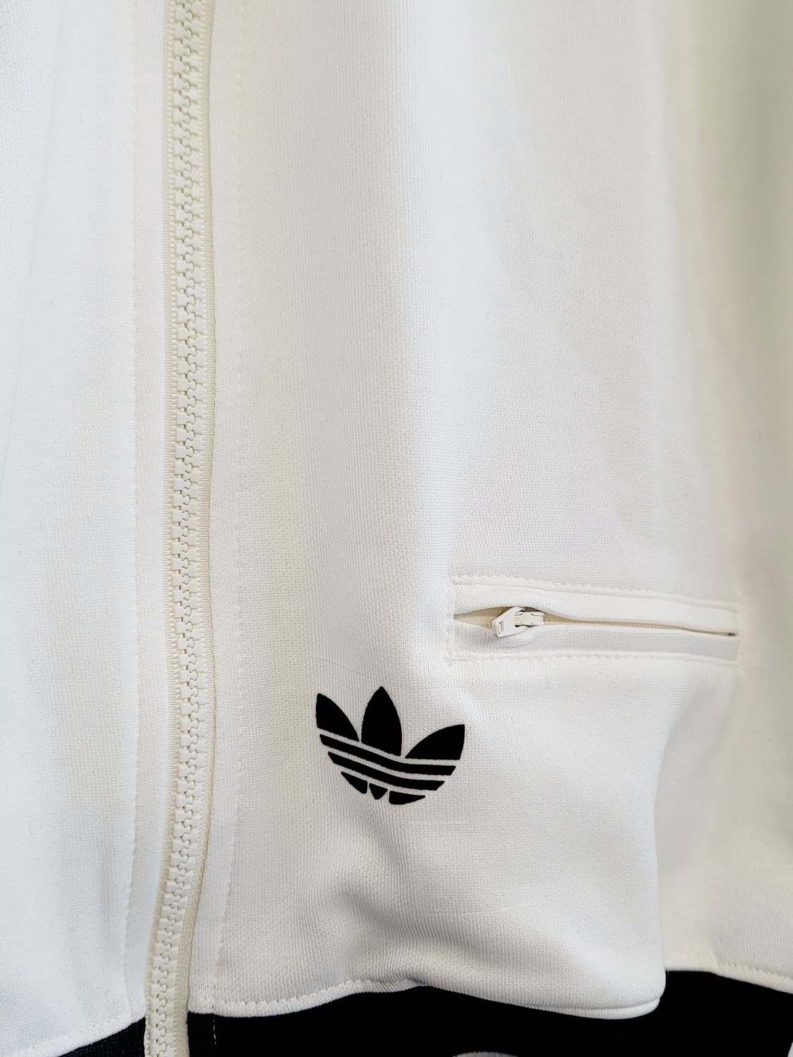[85.XS]아디다스 독일 게르트뮐러 한정판 화이트 트랙탑 져지 판매 상품이미지5