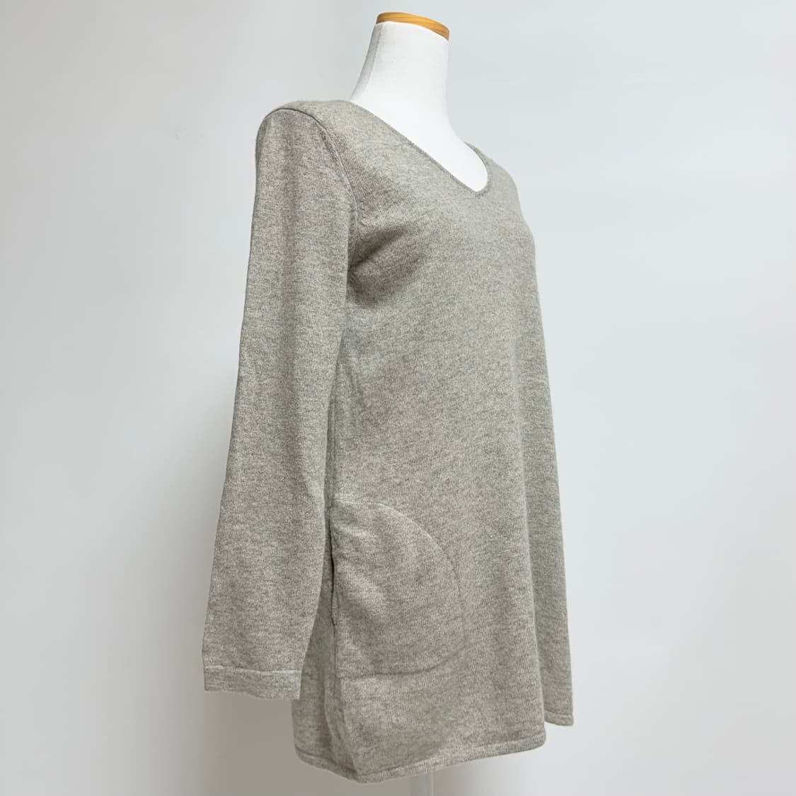 [캐시미어 100%] 그레이 브이넥 포켓 롱 니트 M 상품이미지2