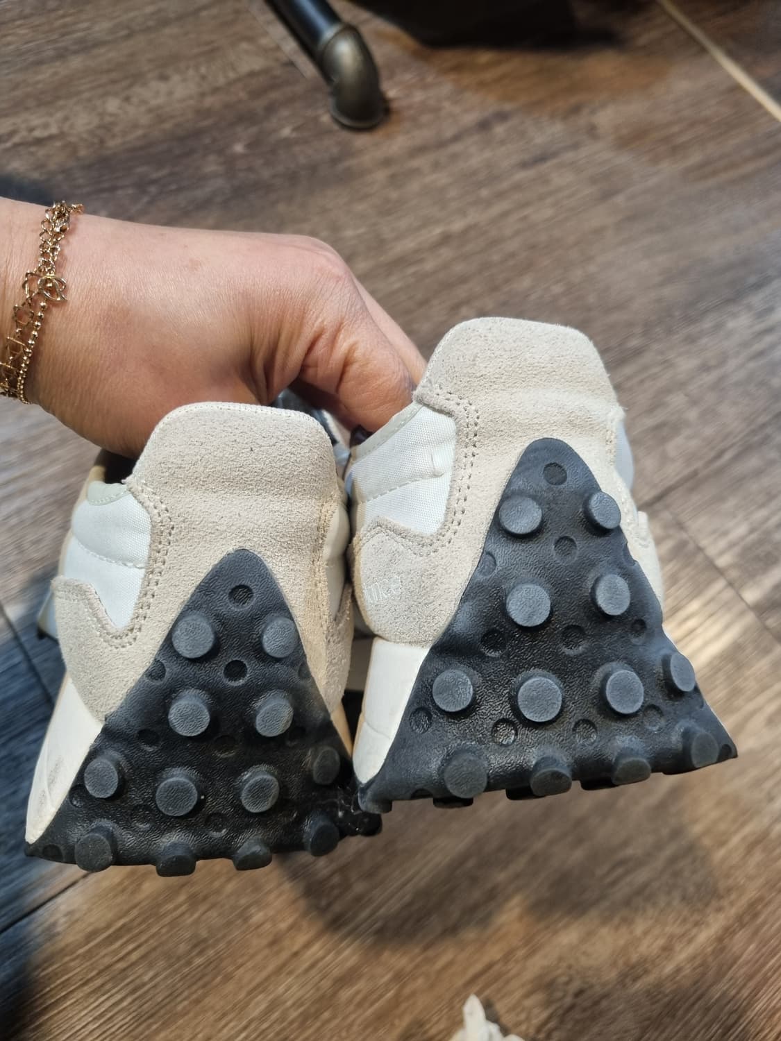 뉴발란스 327 운동화 상품이미지4