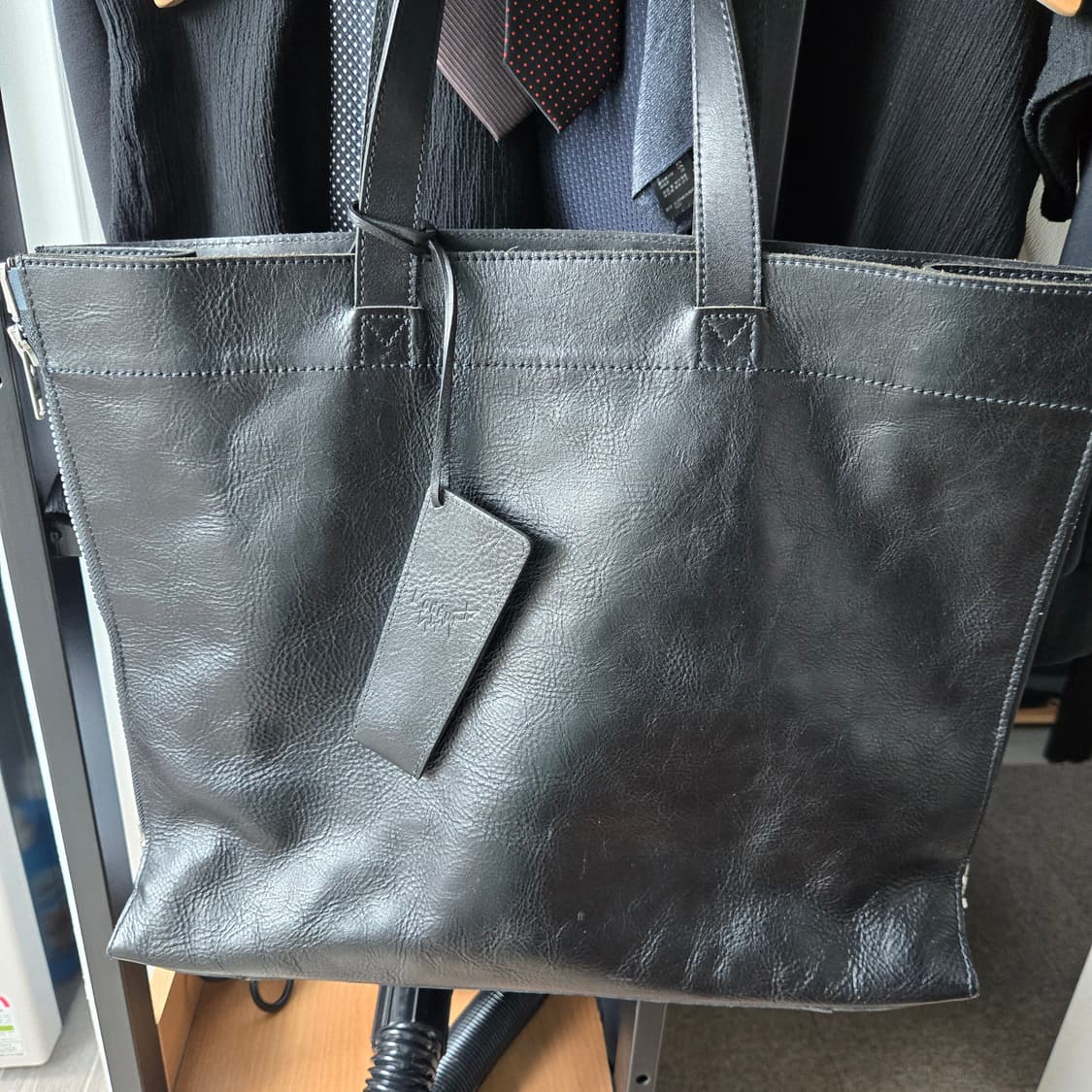 ​[정품] 요지 야마모토 디스코드 사이드 지퍼 토트백 (블랙) 상품이미지1