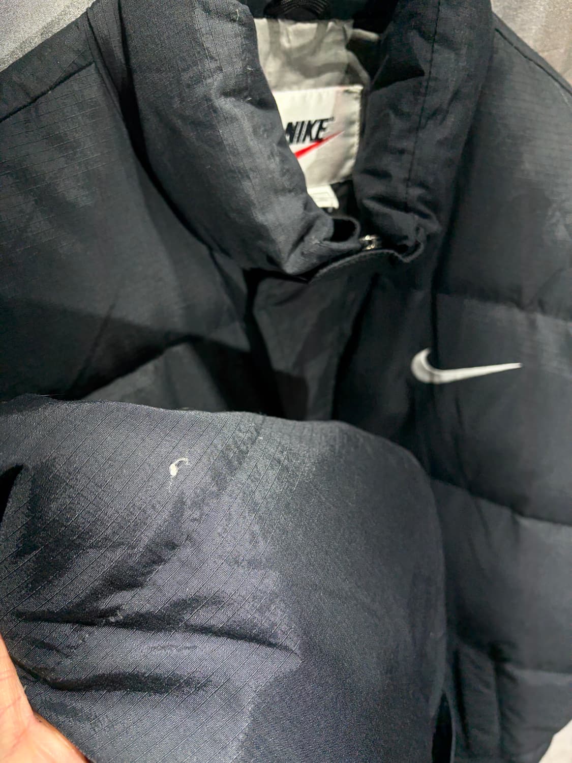 L 나이키 00s 스우시 뉴챔프 블랙 패딩 상품이미지9