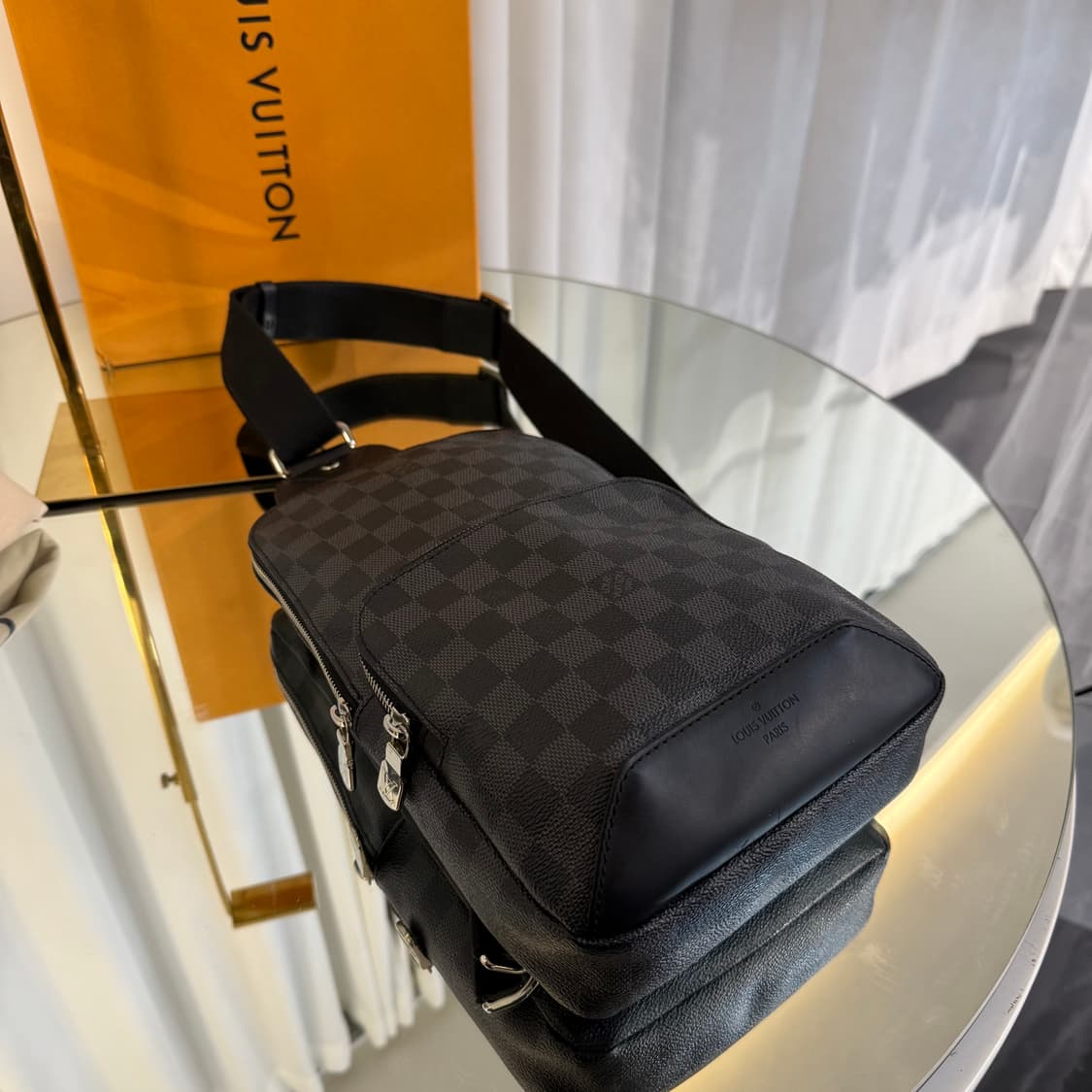 루이비통 다미에 그라파이트 에비뉴 슬링백 상품이미지3