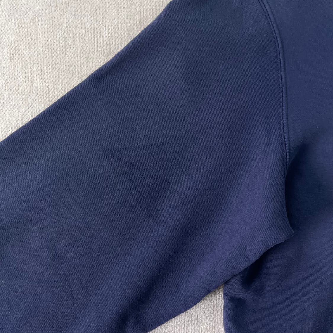 100 디젤 엠보스드 로고 맨투맨 상품이미지4