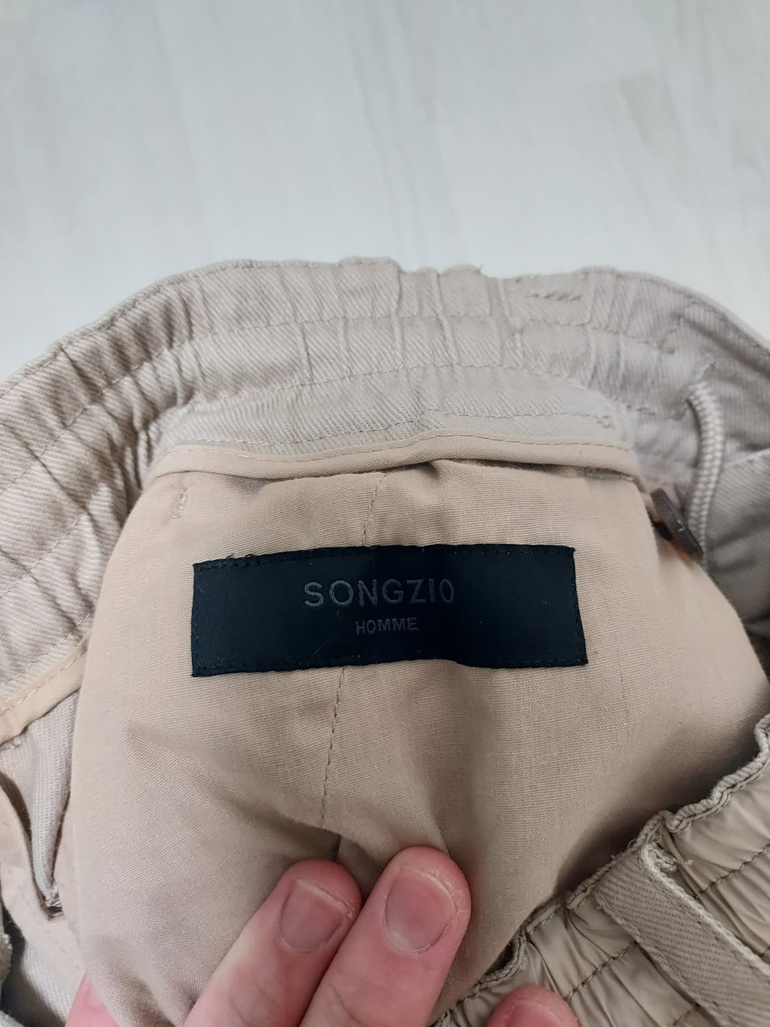 송지오 옴므 시그니처 배기팬츠 베이지 상품이미지5