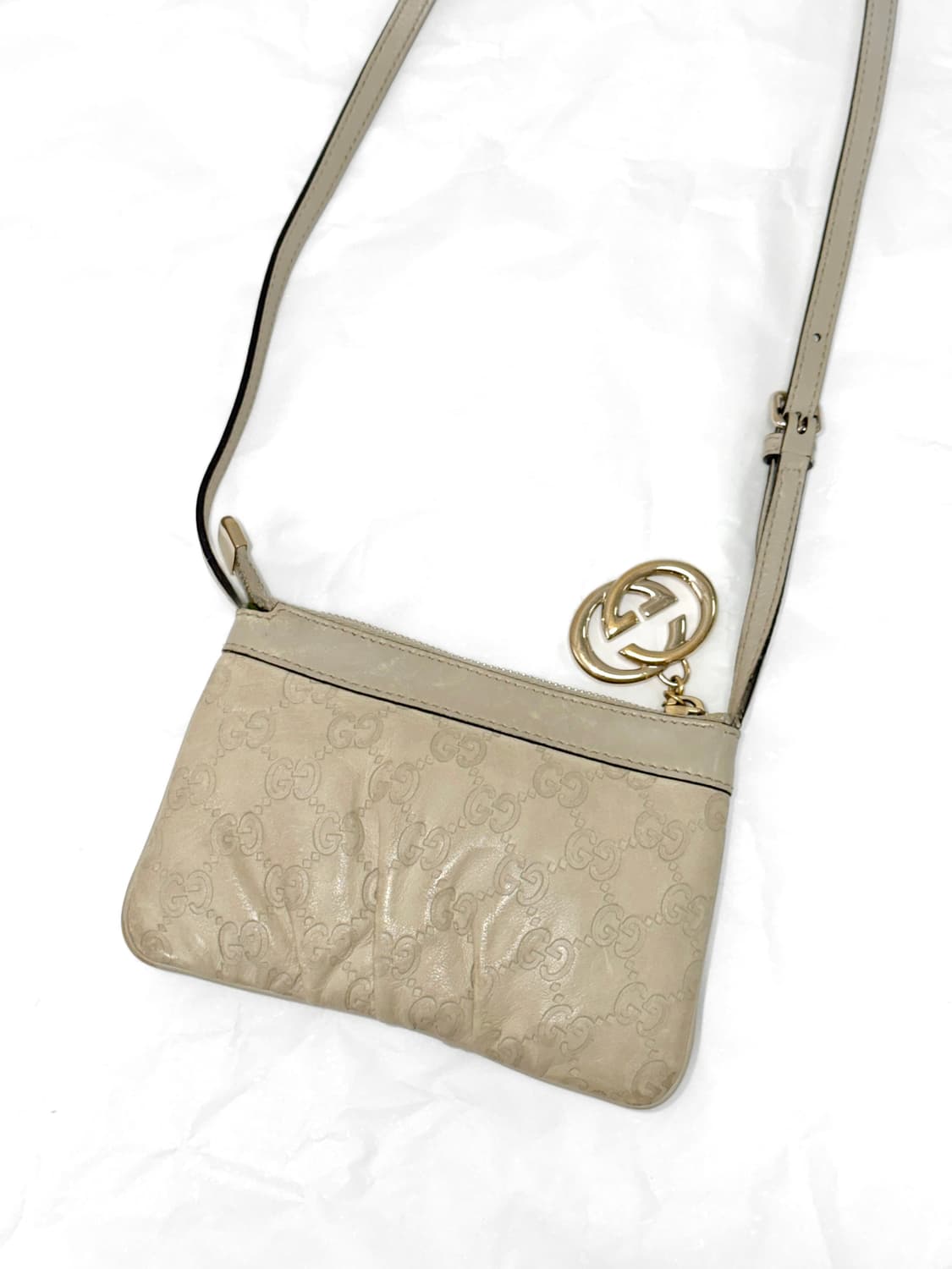 구찌 GG 인터로킹 시마 레더 미니 크로스백 상품이미지2