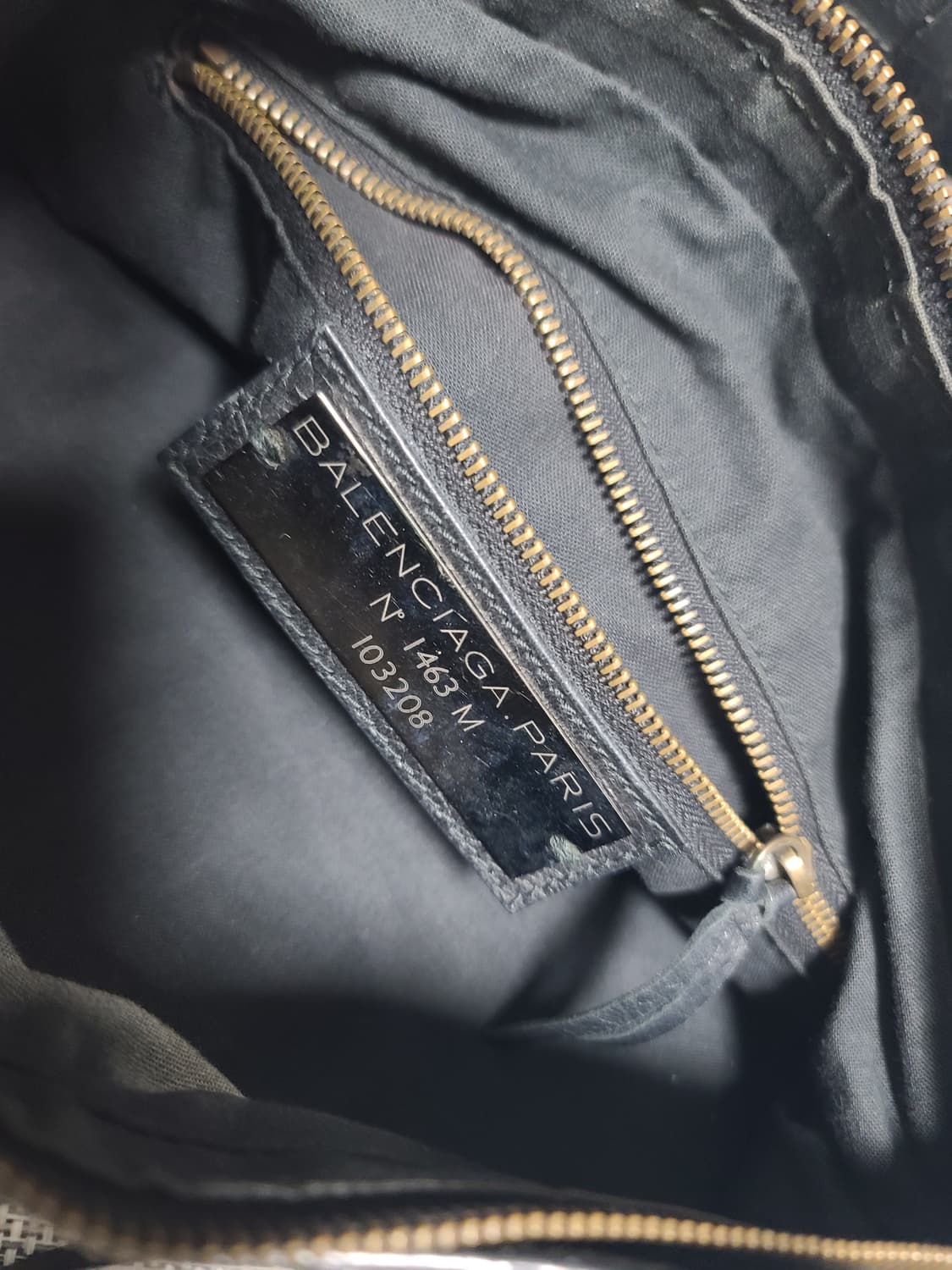 발렌시아가 퍼스트백 모터백 르시티 퍼스트백 숄더백 블랙 상품이미지3