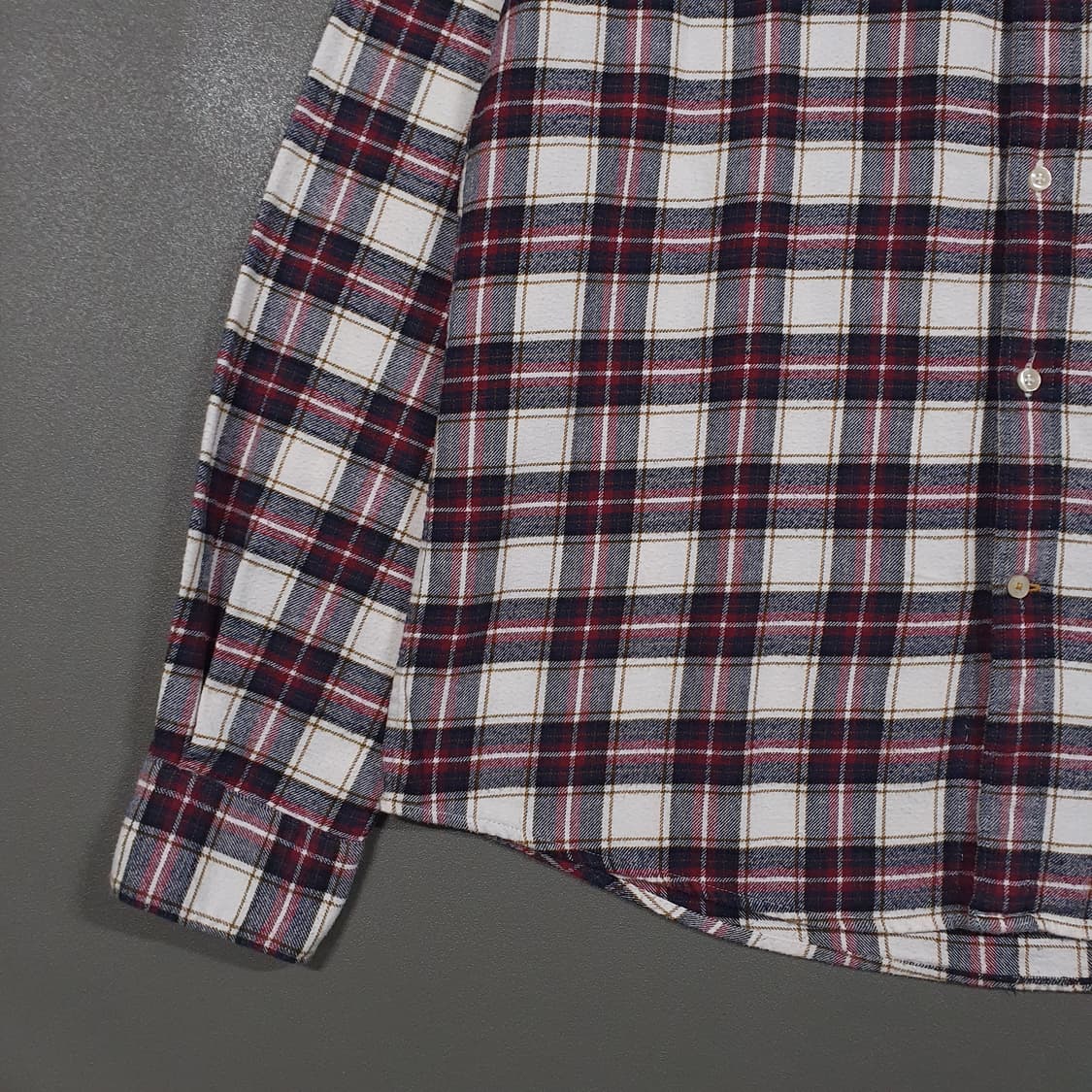 M (95) 바버 알더튼 플란넬 버튼다운 다체크 셔츠 에크루 테일러드핏 상품이미지3