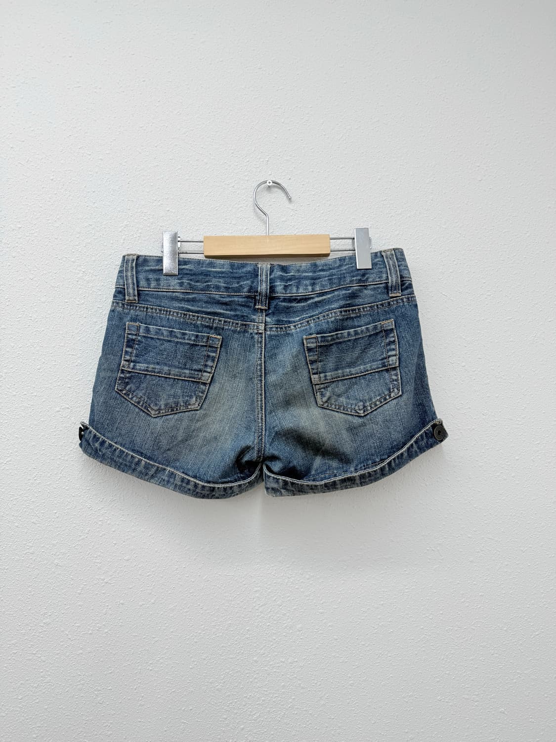 빈티지 지퍼 디테일 데님 숏 팬츠 상품이미지4