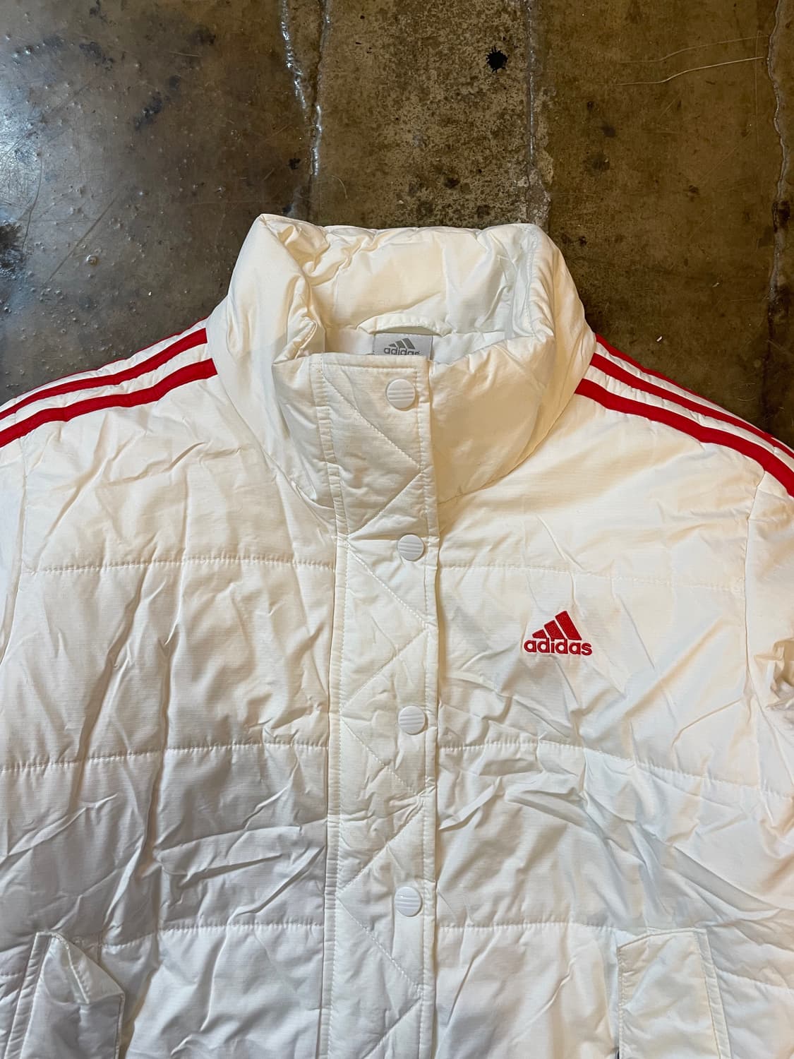 아디다스 y2k 레어 화이트 레드 숏 패디드 자켓 상품이미지2
