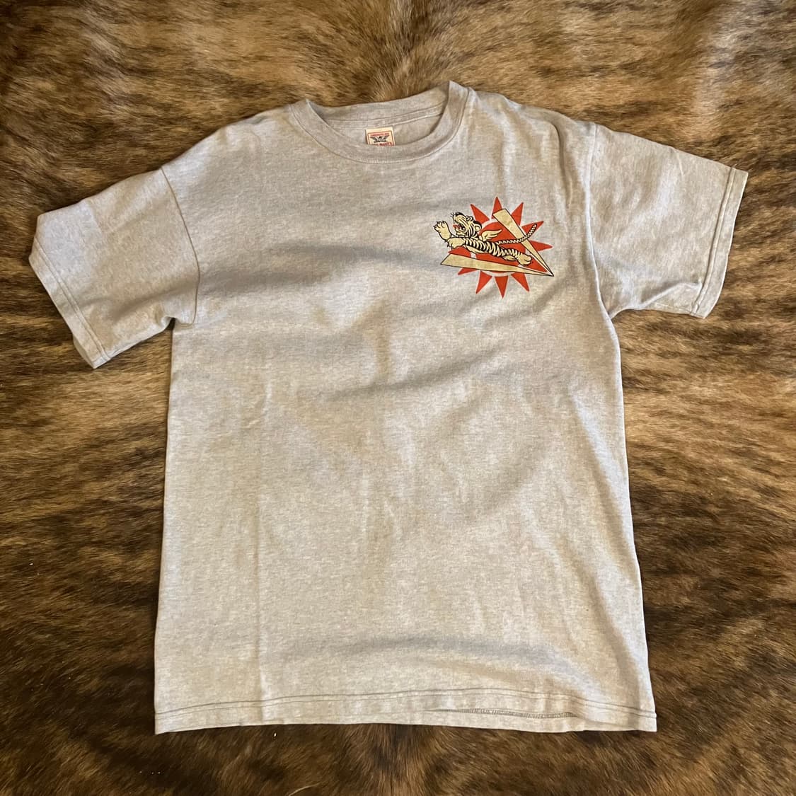 리얼맥코이 플라잉 타이거즈 하프셔츠 L(42-44) 상품이미지1