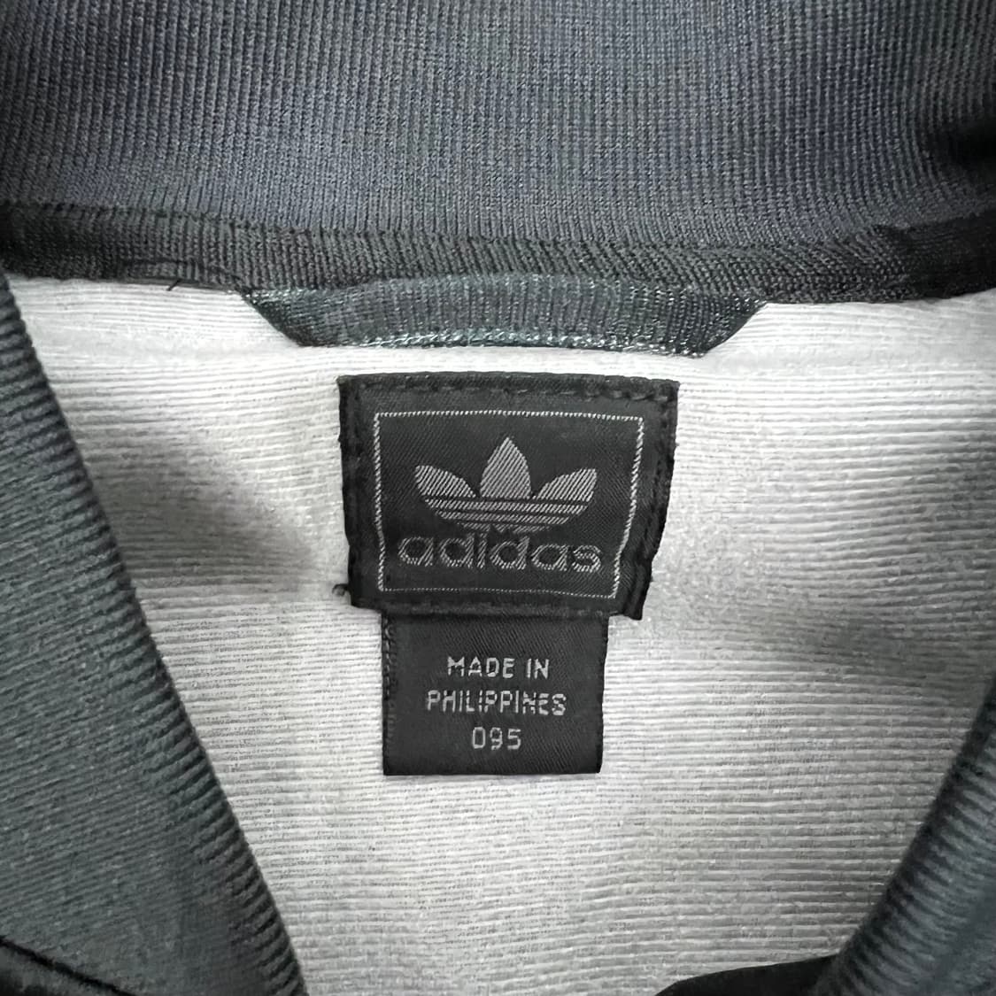 아디다스 블랙 로고패턴 져지 95 상품이미지2