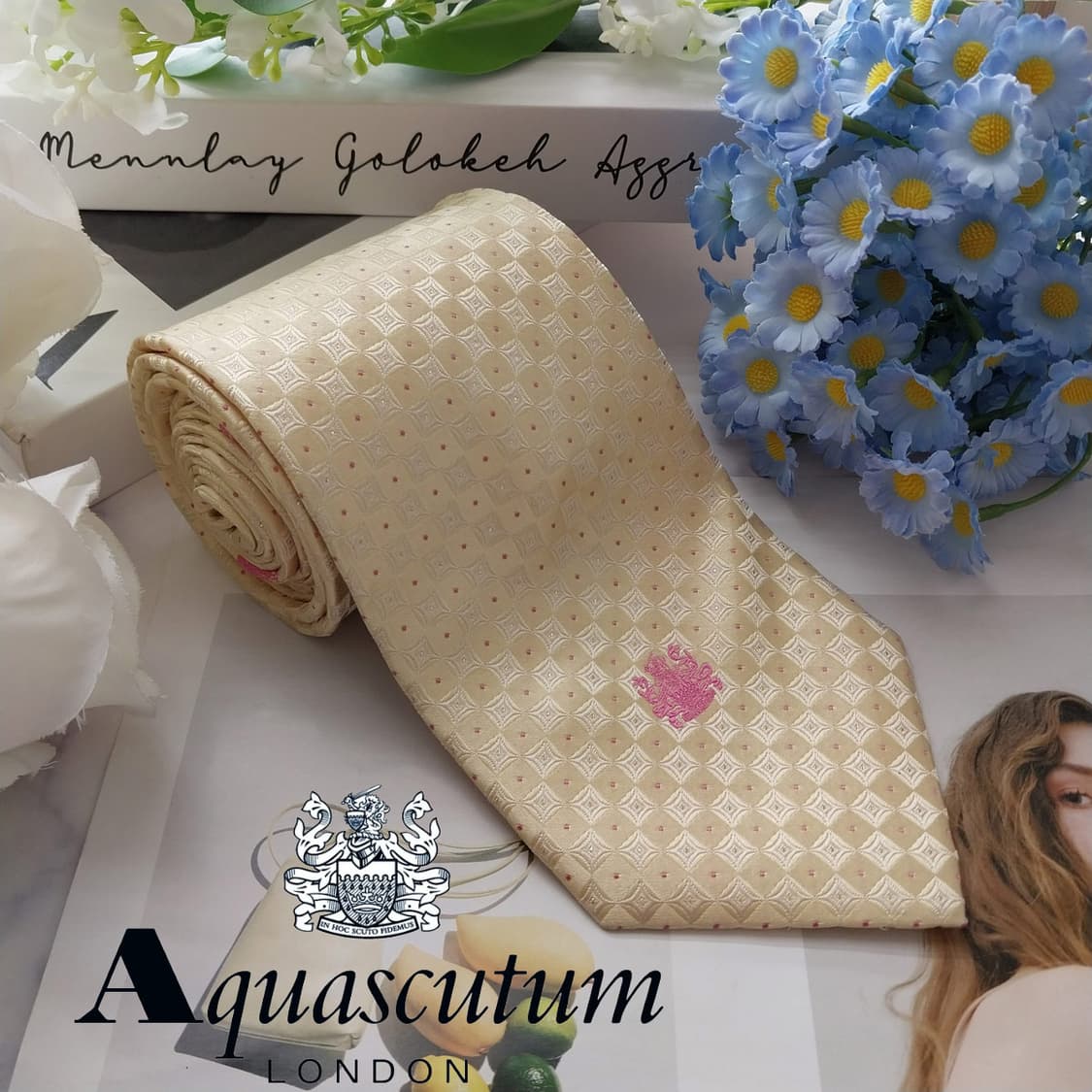 아쿠아스큐텀 실크 자카드 패턴 넥타이 9.3cm A+등급 K2059
 상품이미지1