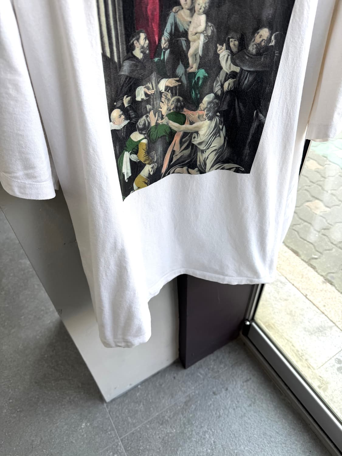 L/ 오프화이트 카라바지오 스프레이드 오버핏 반팔 상품이미지5