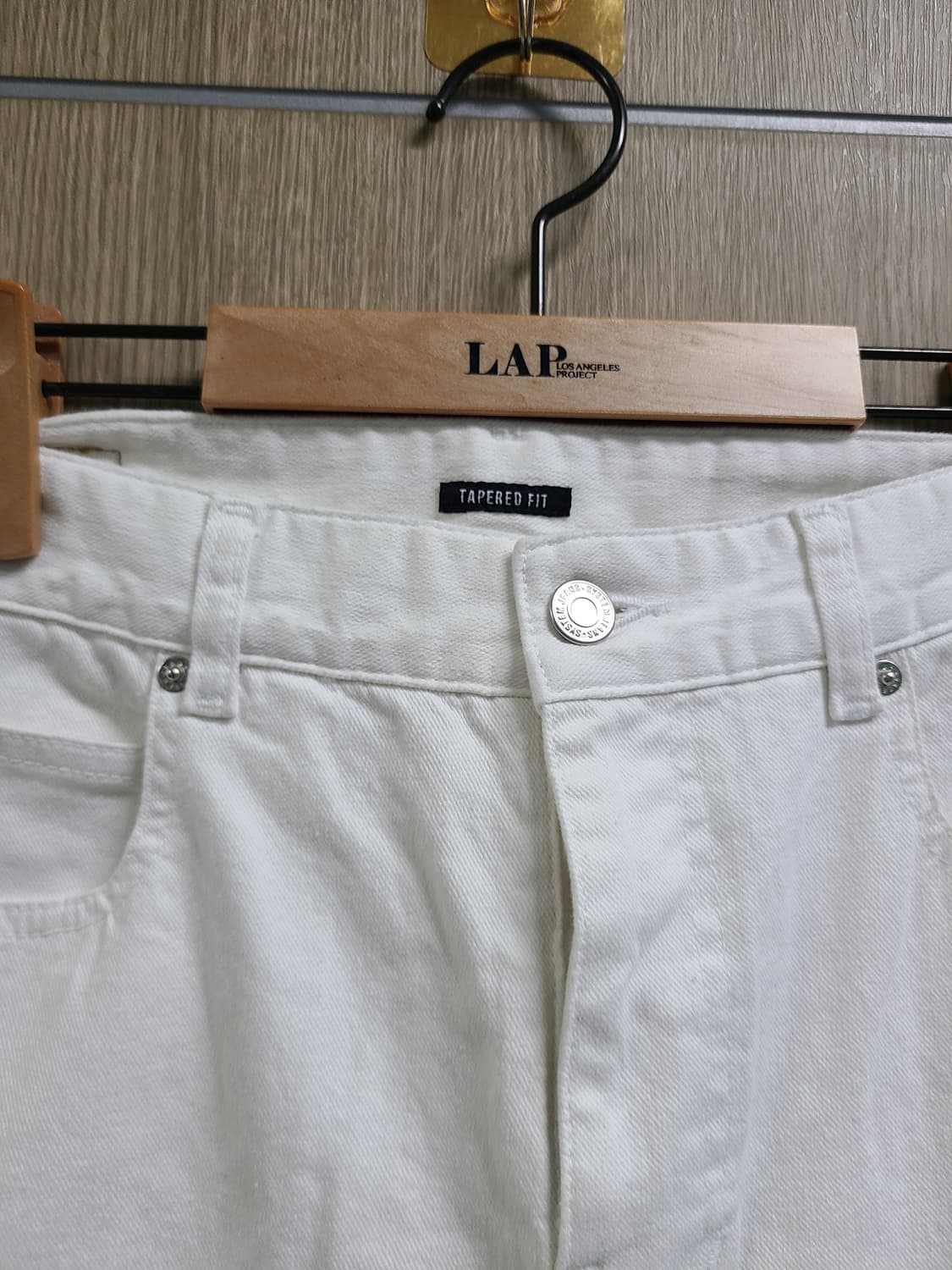 시스템옴므 테이퍼드핏 화이트데님 팬츠 82 상품이미지2