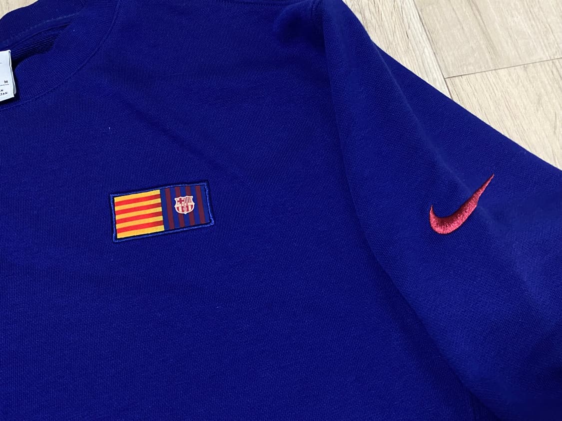 나이키 맨투맨 상품이미지2