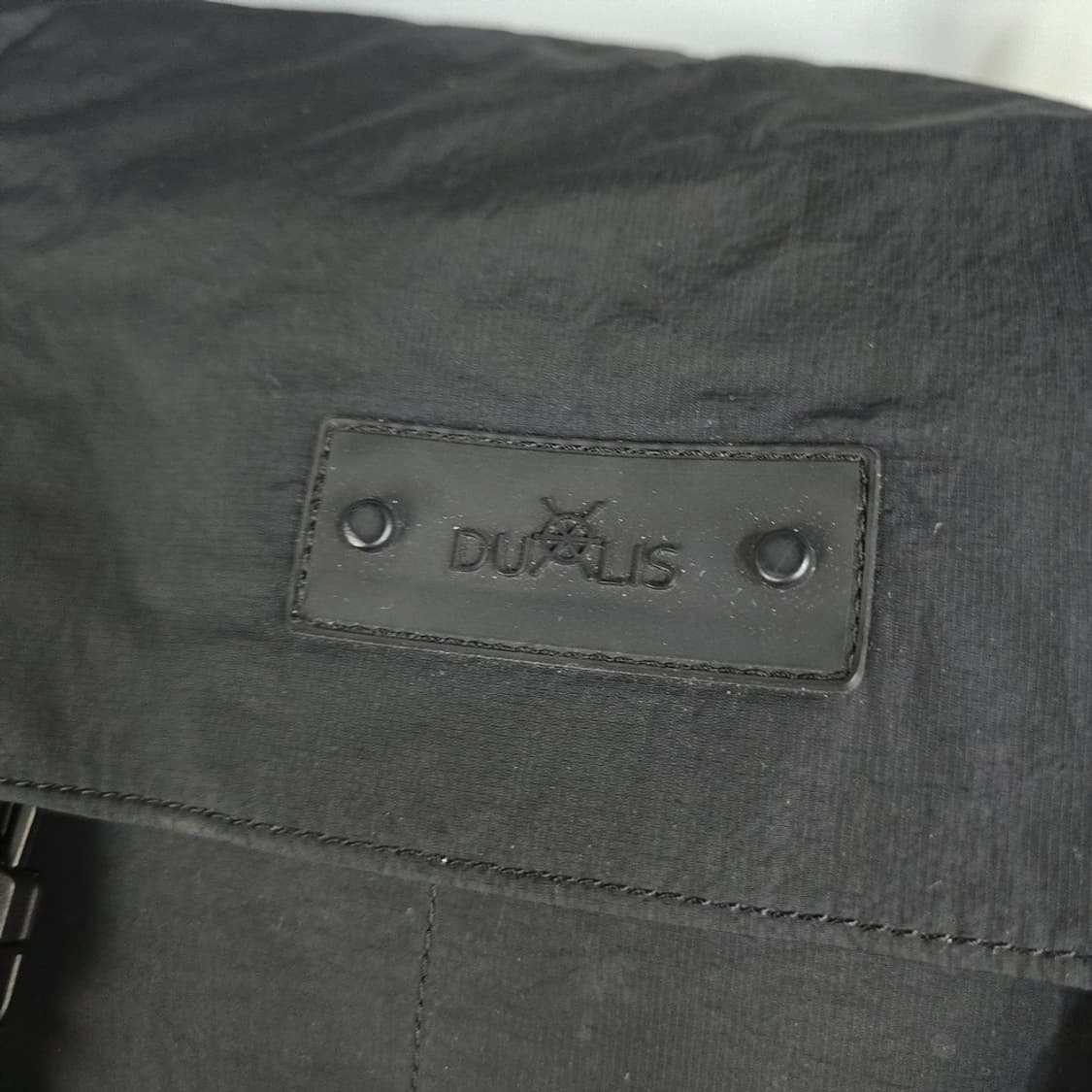 데상트 듀얼리스 메신저백 블랙 상품이미지7