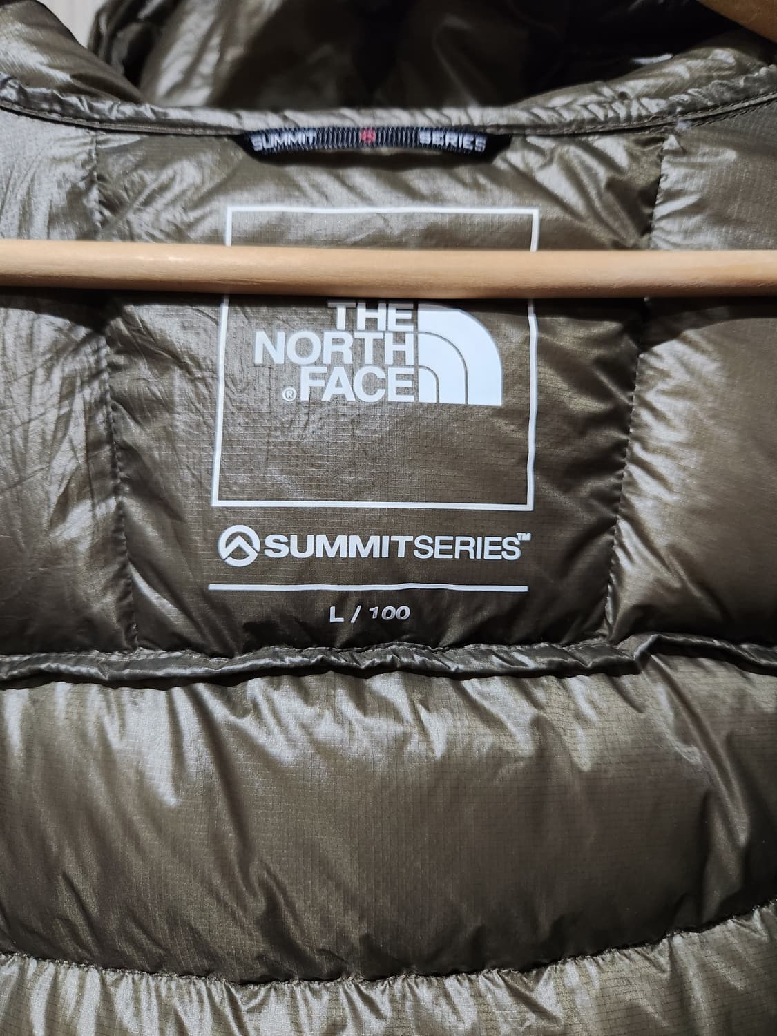 노스페이스 마테호른 경량패딩 L(100) 카키 상품이미지4