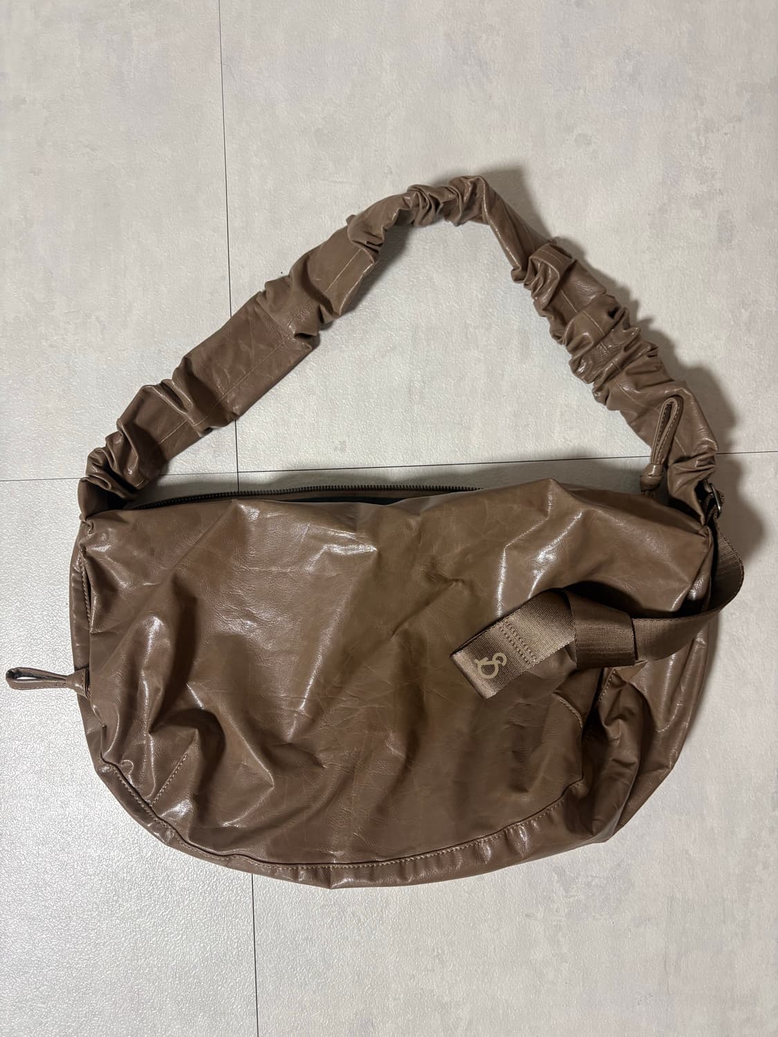 조셉 앤 스테이시 데일리 셔링백 미디움_폭스 레더 모카 브라운 상품이미지2