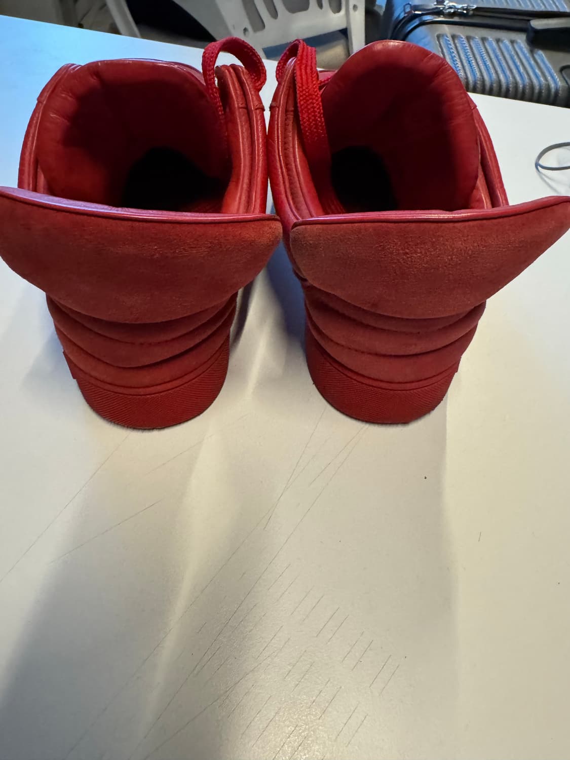 루이비통 칸예웨스트 돈스 레드 265 상품이미지3